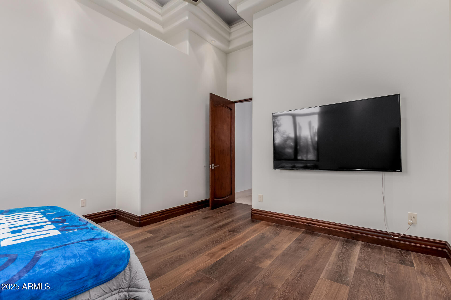 Metes and bounds. - Residential
