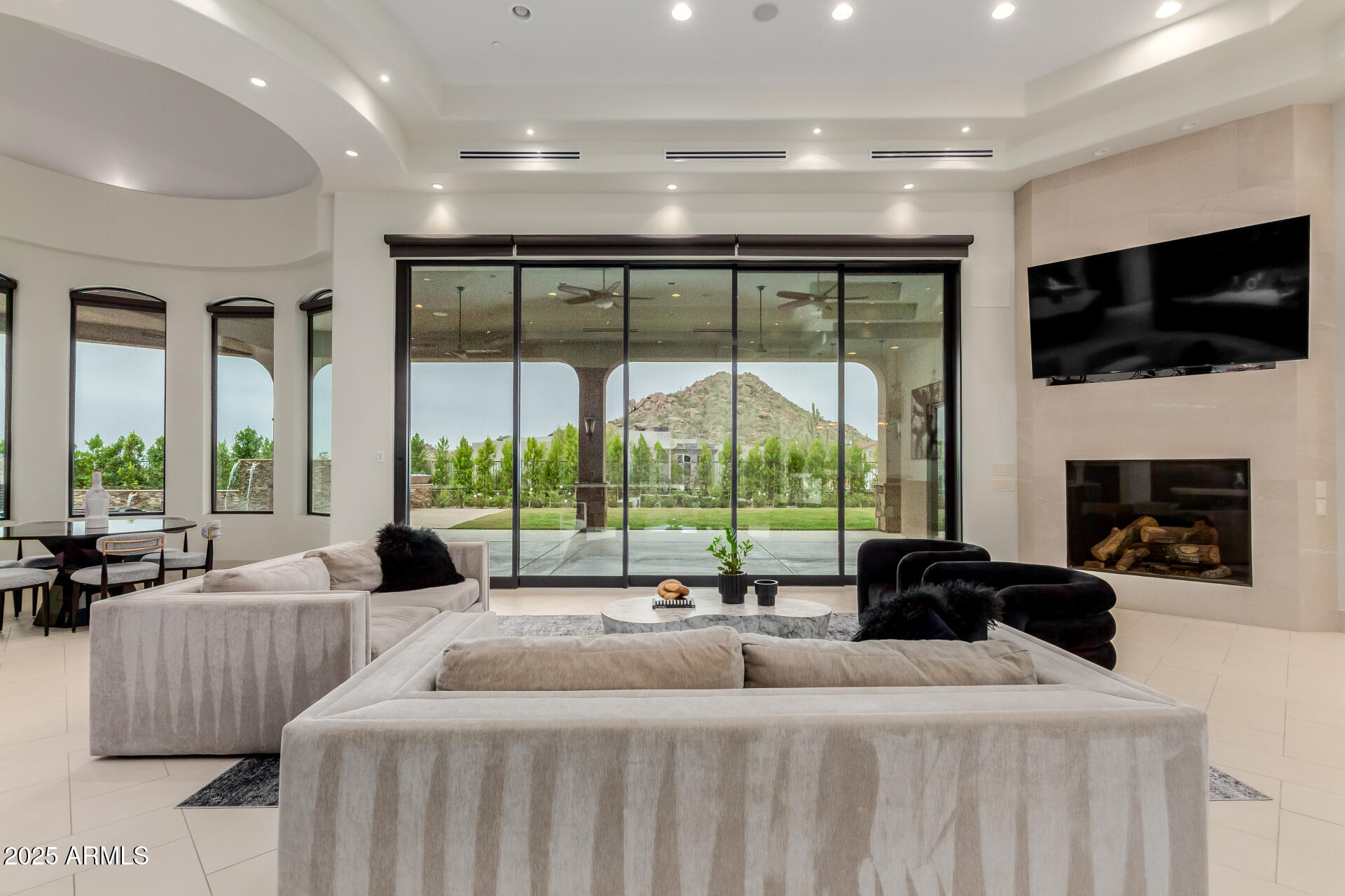 Metes and bounds. - Residential