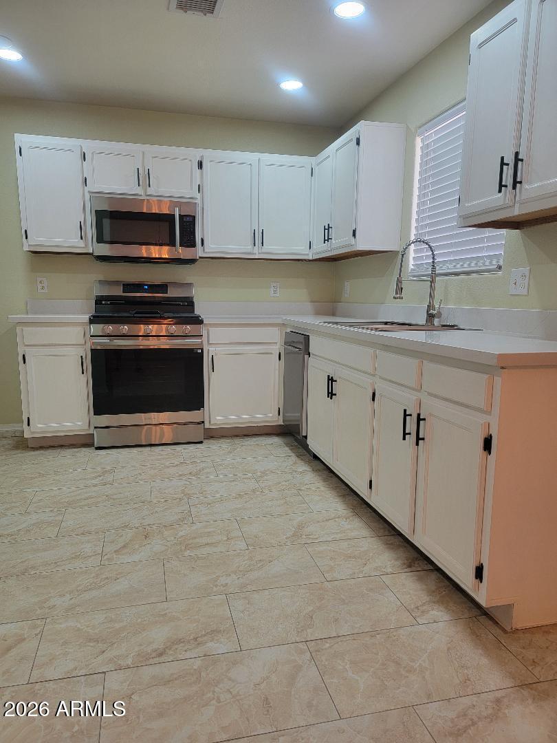 ARNOLD ESTATES - Residential