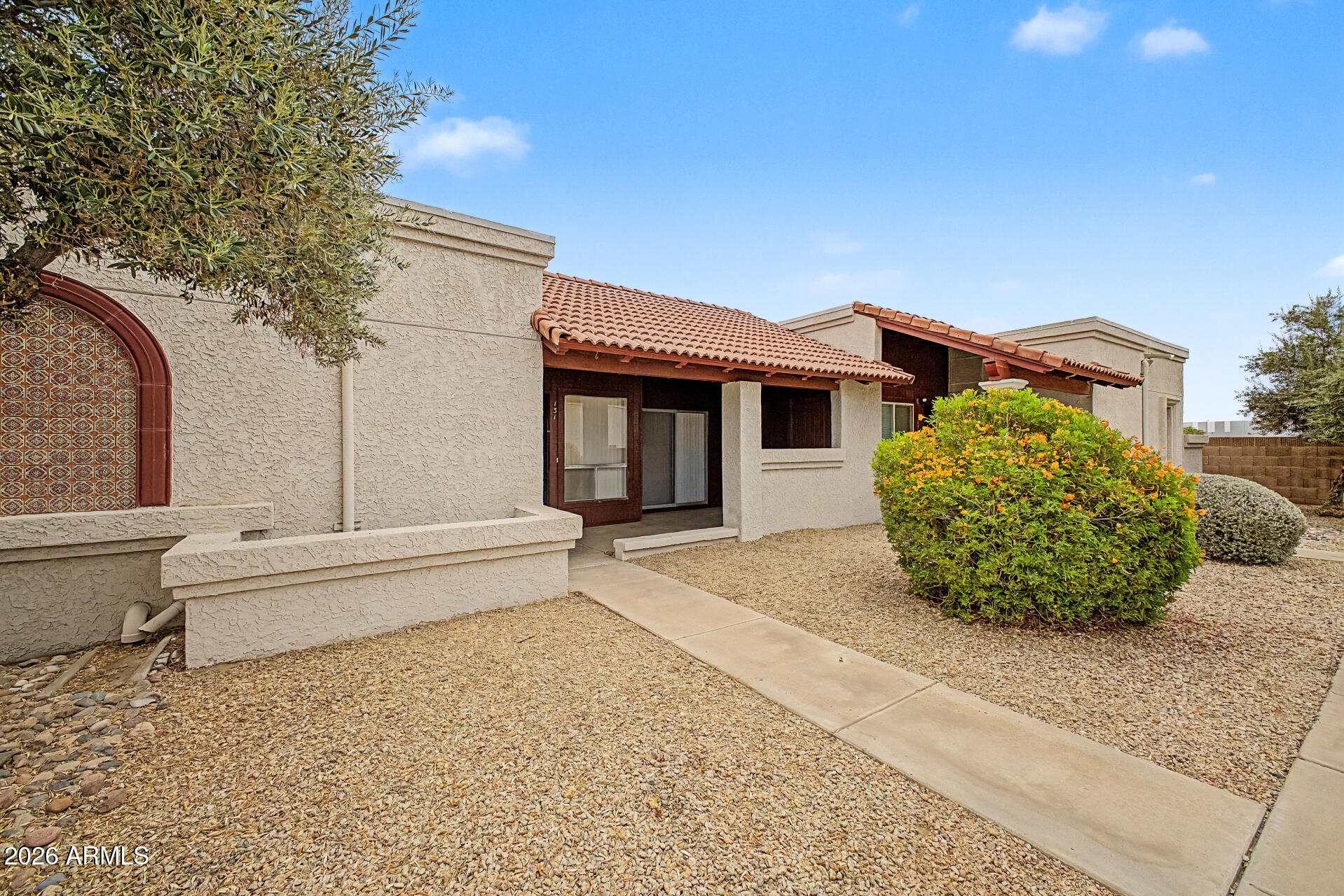 COUNTRY MEADOWS CONDOMINIUMS UNIT 2 - Residential