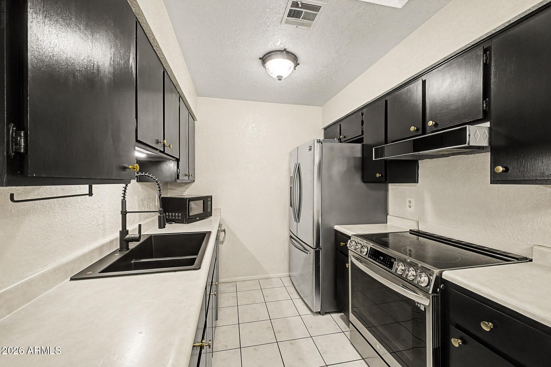 COUNTRY MEADOWS CONDOMINIUMS UNIT 2 - Residential