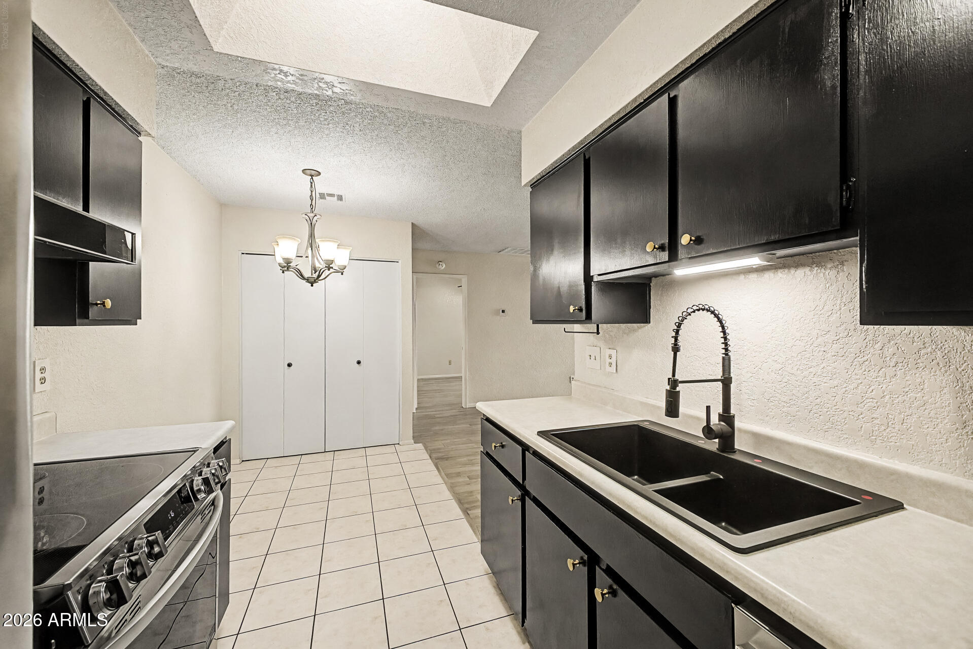 COUNTRY MEADOWS CONDOMINIUMS UNIT 2 - Residential