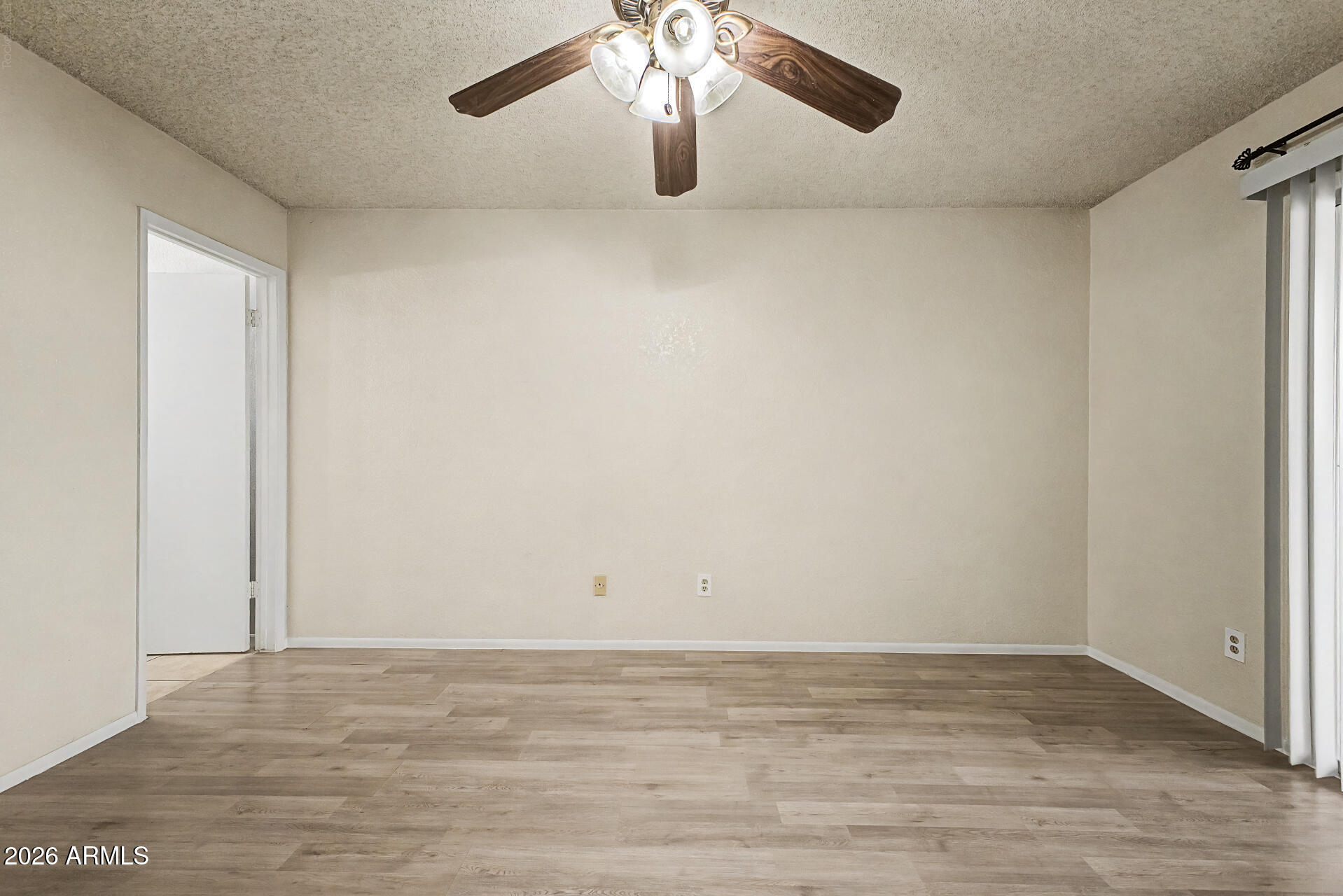 COUNTRY MEADOWS CONDOMINIUMS UNIT 2 - Residential