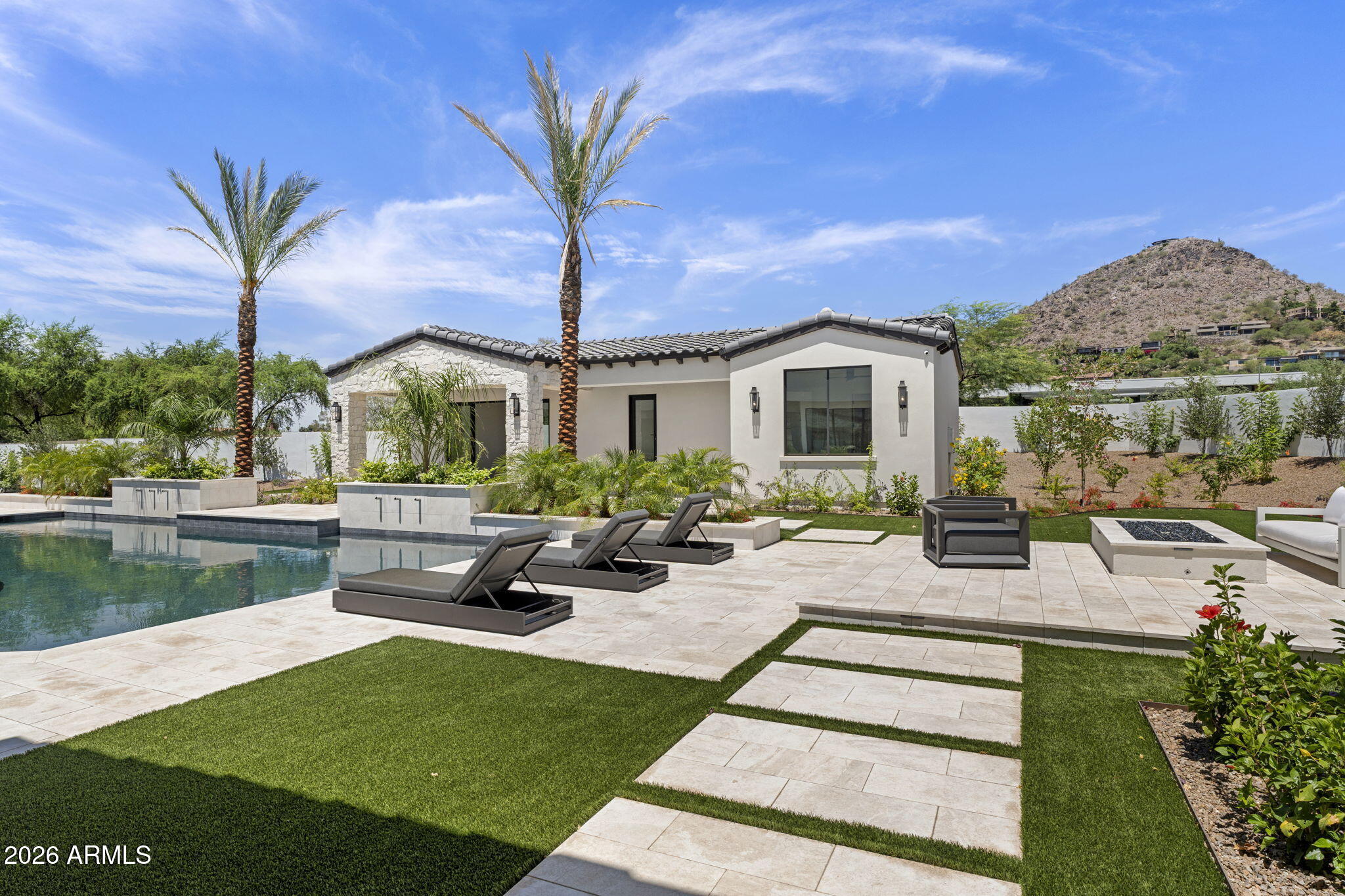 PARADISE HIGHLANDS ESTATES - Residential
