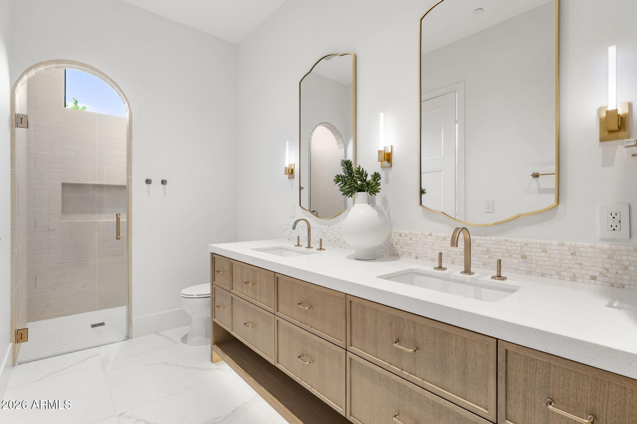 PARADISE HIGHLANDS ESTATES - Residential