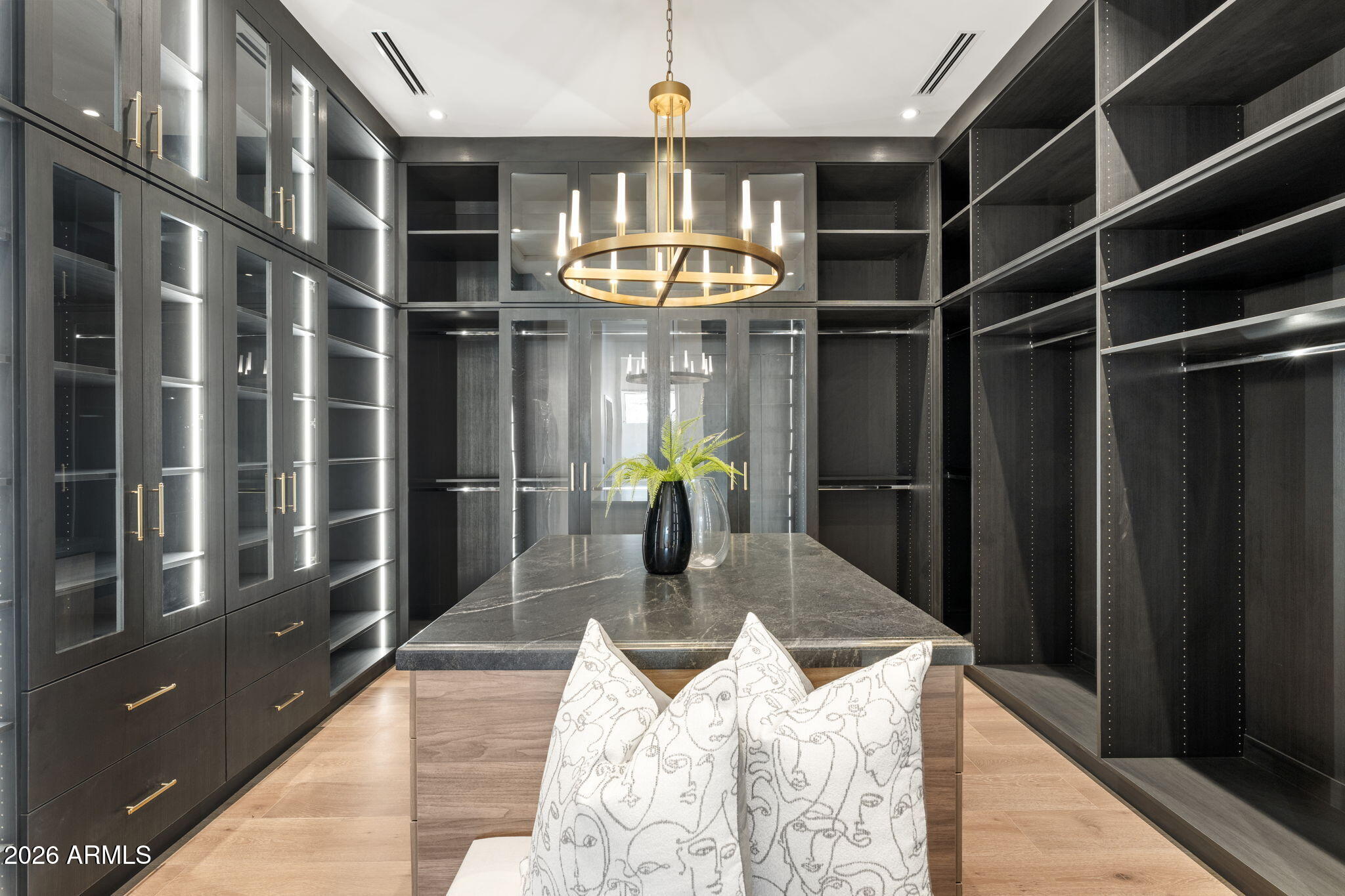 PARADISE HIGHLANDS ESTATES - Residential