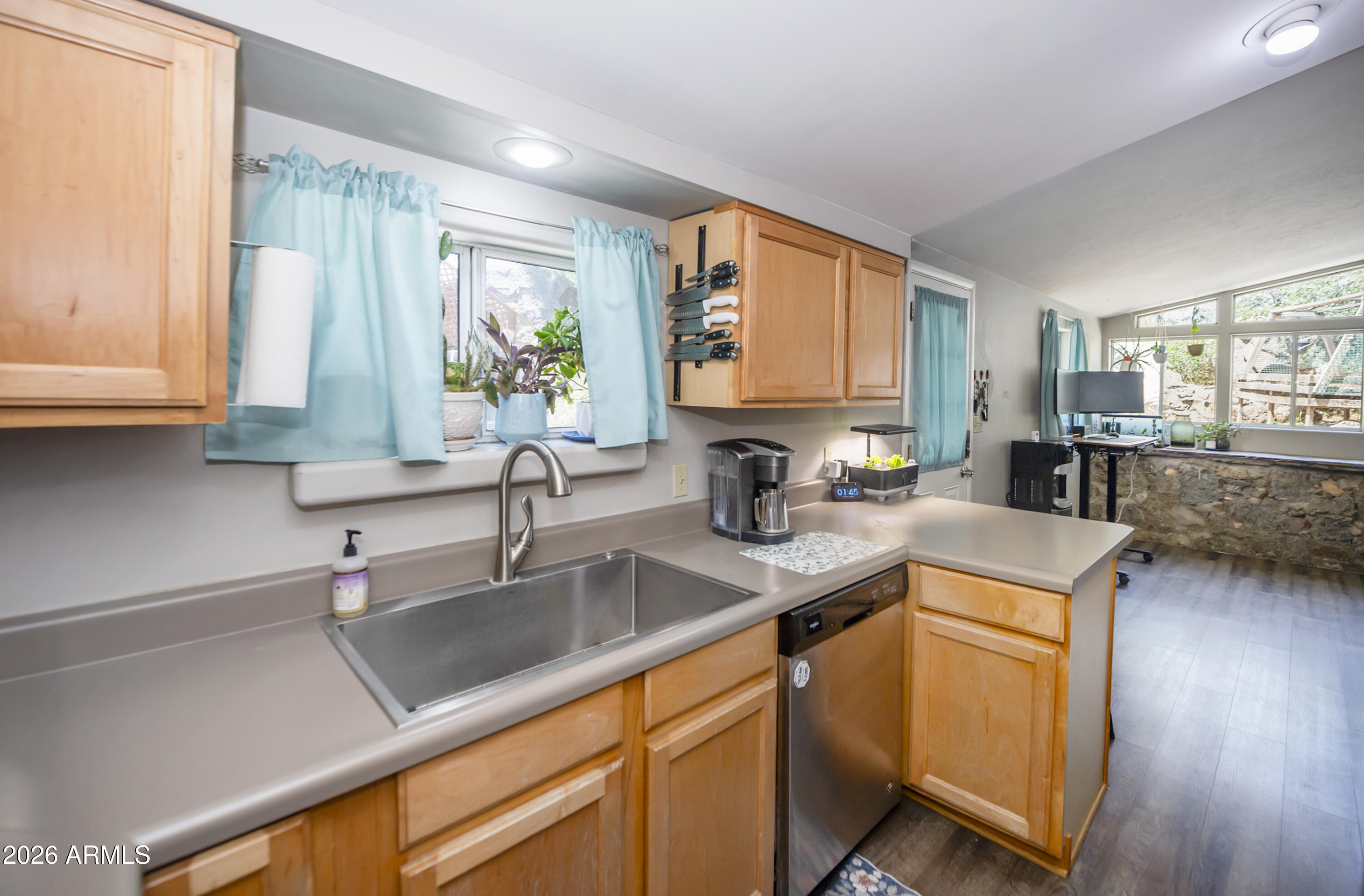 YARNELL HEIGHTS - Residential