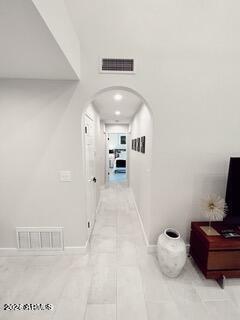 HAMPTON COURTS AT THE RACQUET CLUB - Residential Lease