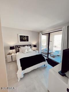 HAMPTON COURTS AT THE RACQUET CLUB - Residential Lease