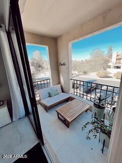 HAMPTON COURTS AT THE RACQUET CLUB - Residential Lease
