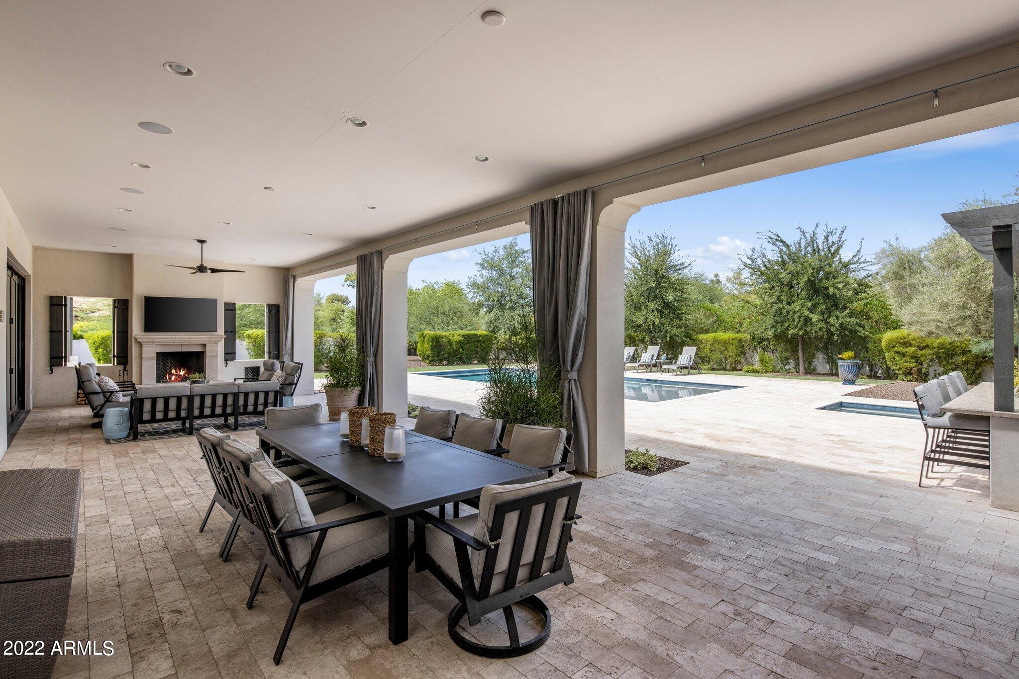 Equestrian Manor - Residential