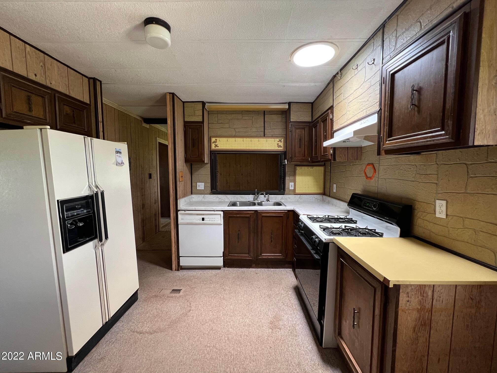 GREATER SAN PEDRO RANCHES - Residential