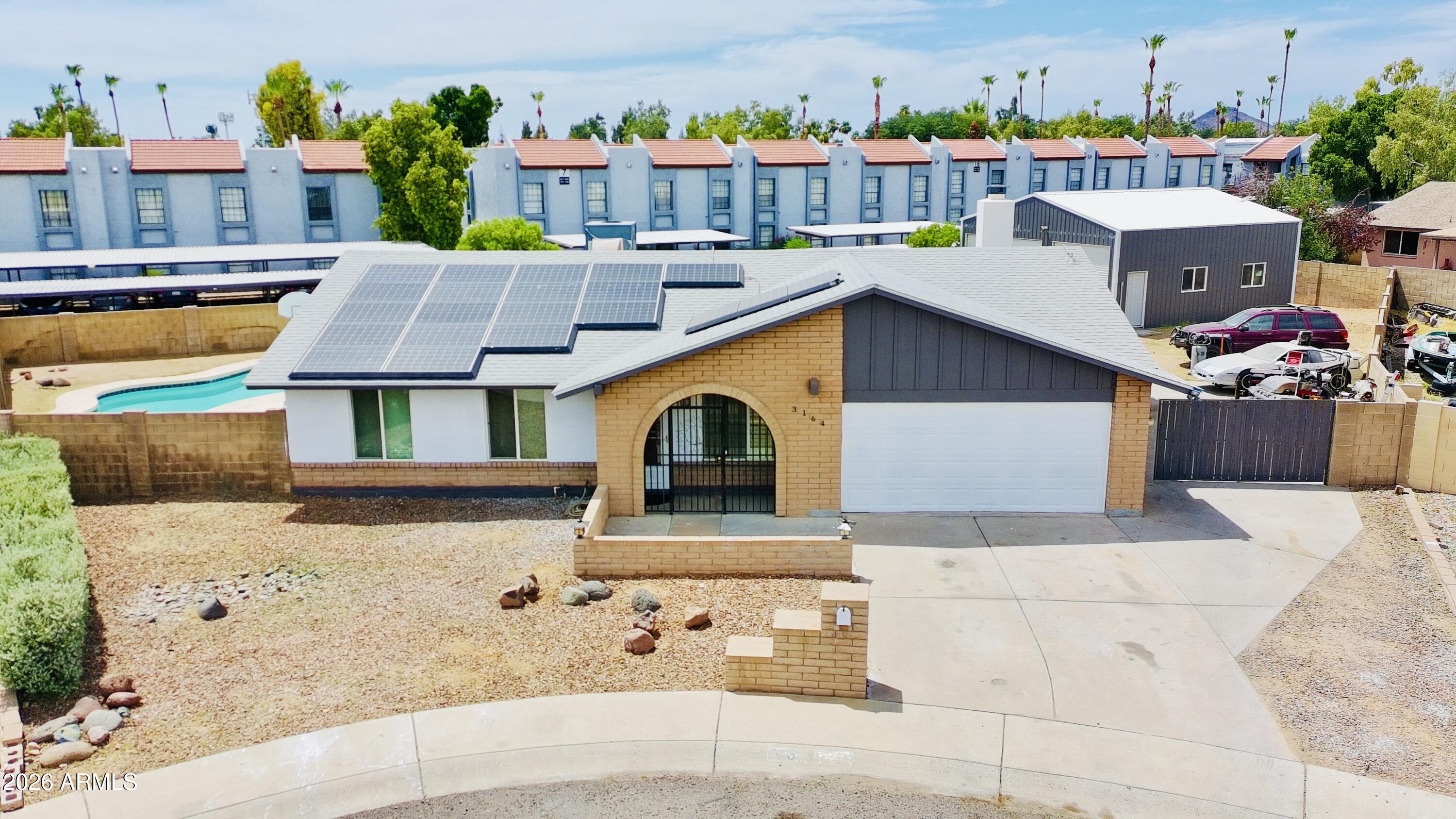 SHADOW CANYON 3 - Residential