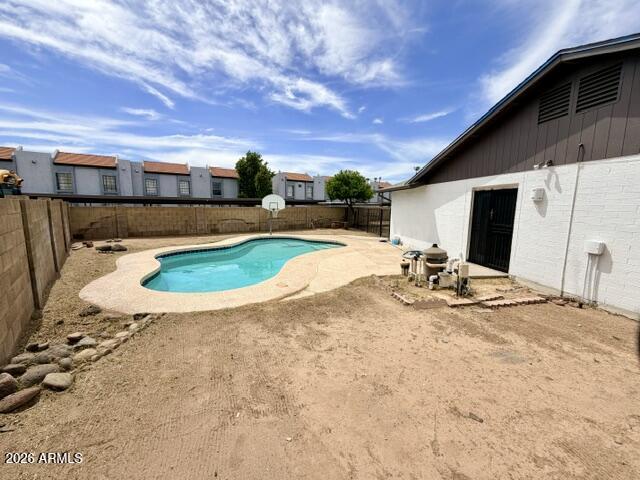 SHADOW CANYON 3 - Residential