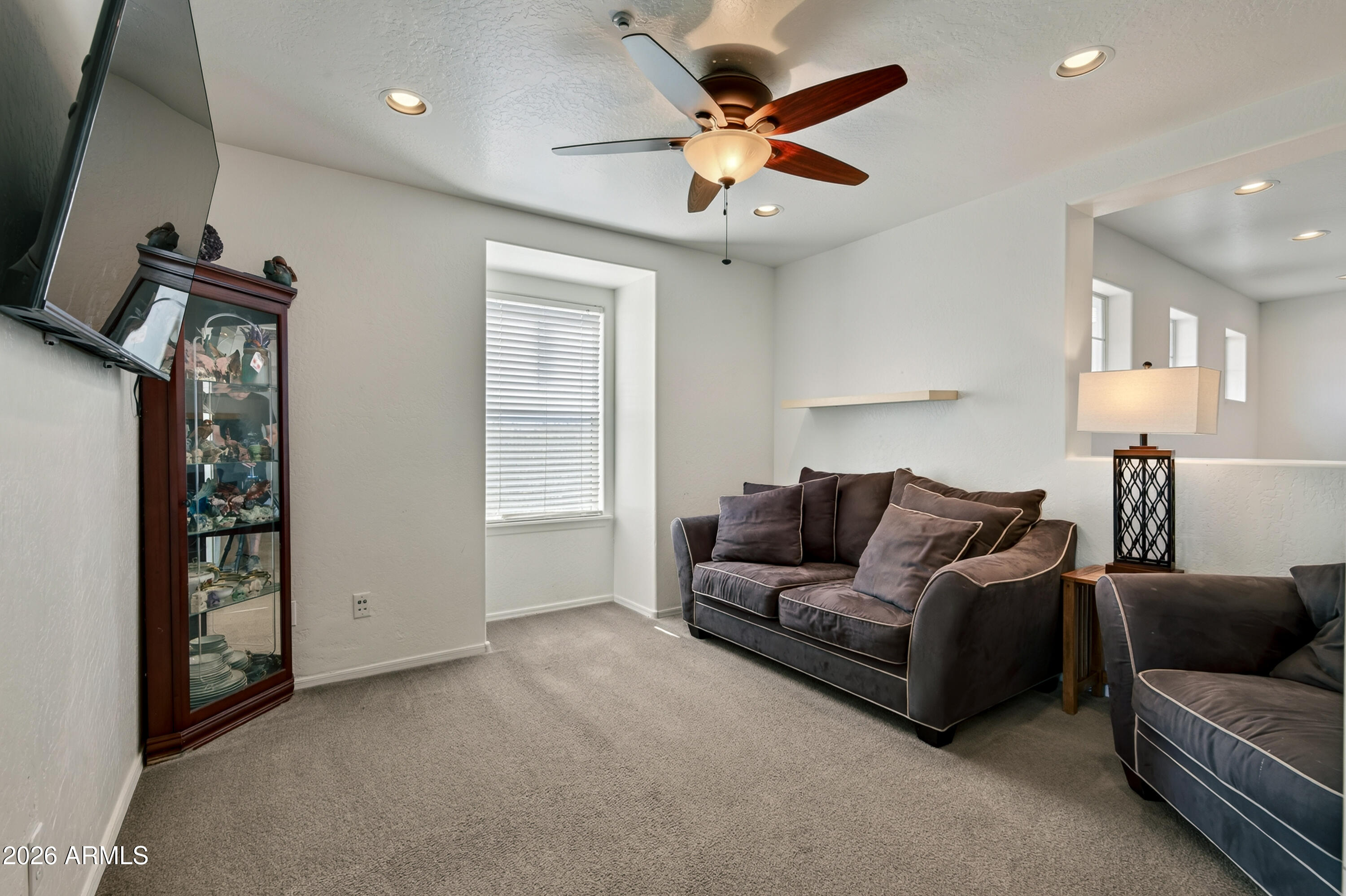 MOUNTAIN GATE - Residential