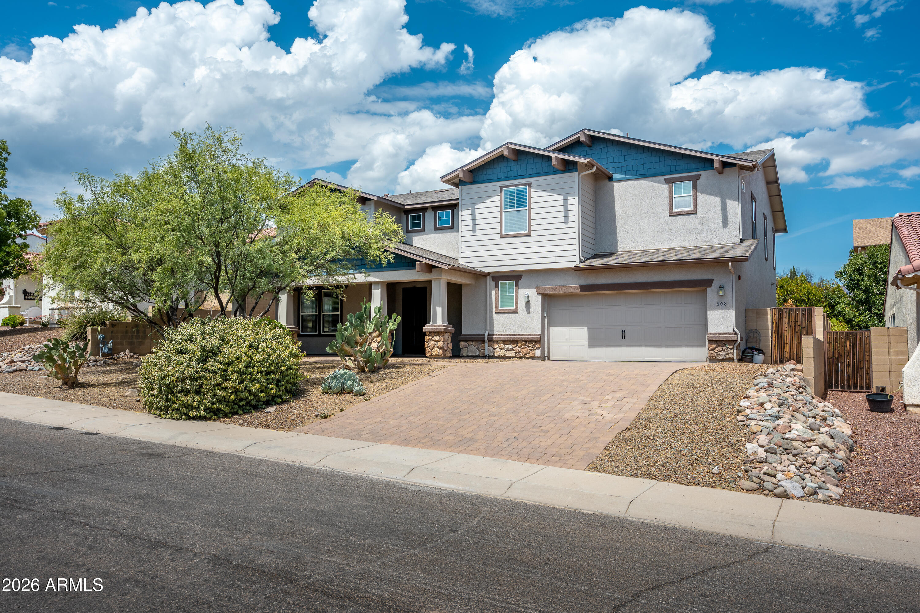 MOUNTAIN GATE - Residential