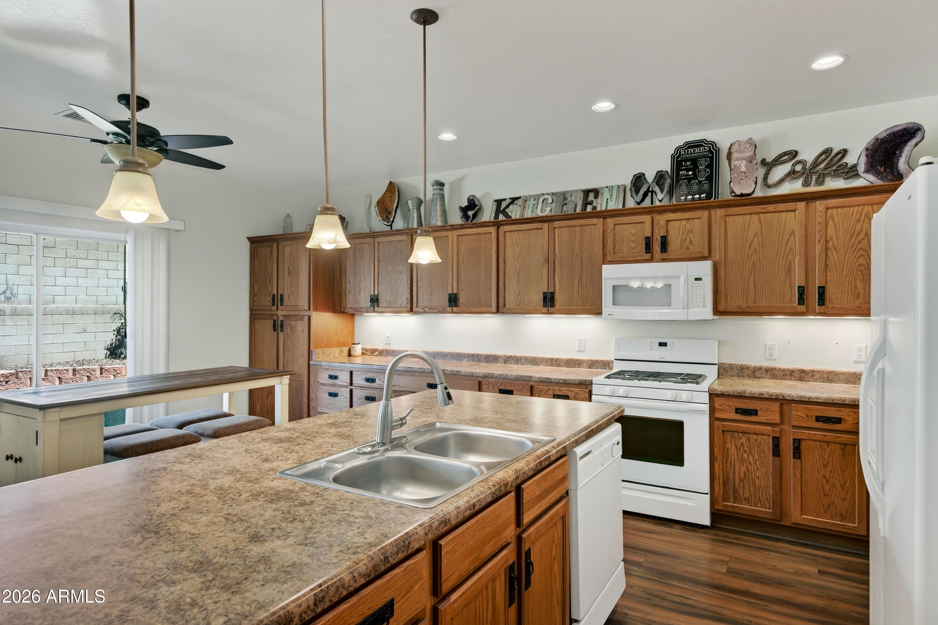 MOUNTAIN GATE - Residential