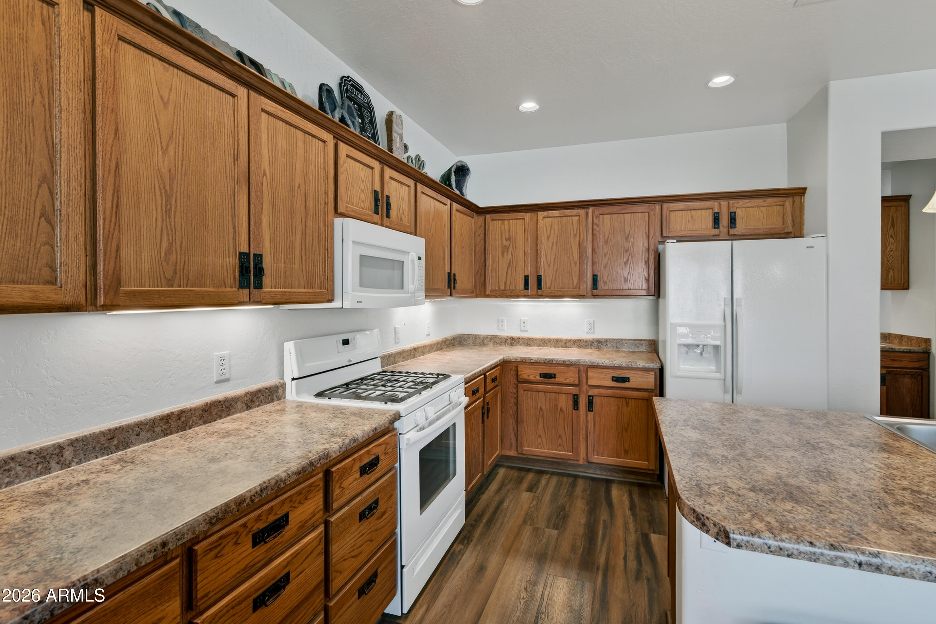 MOUNTAIN GATE - Residential