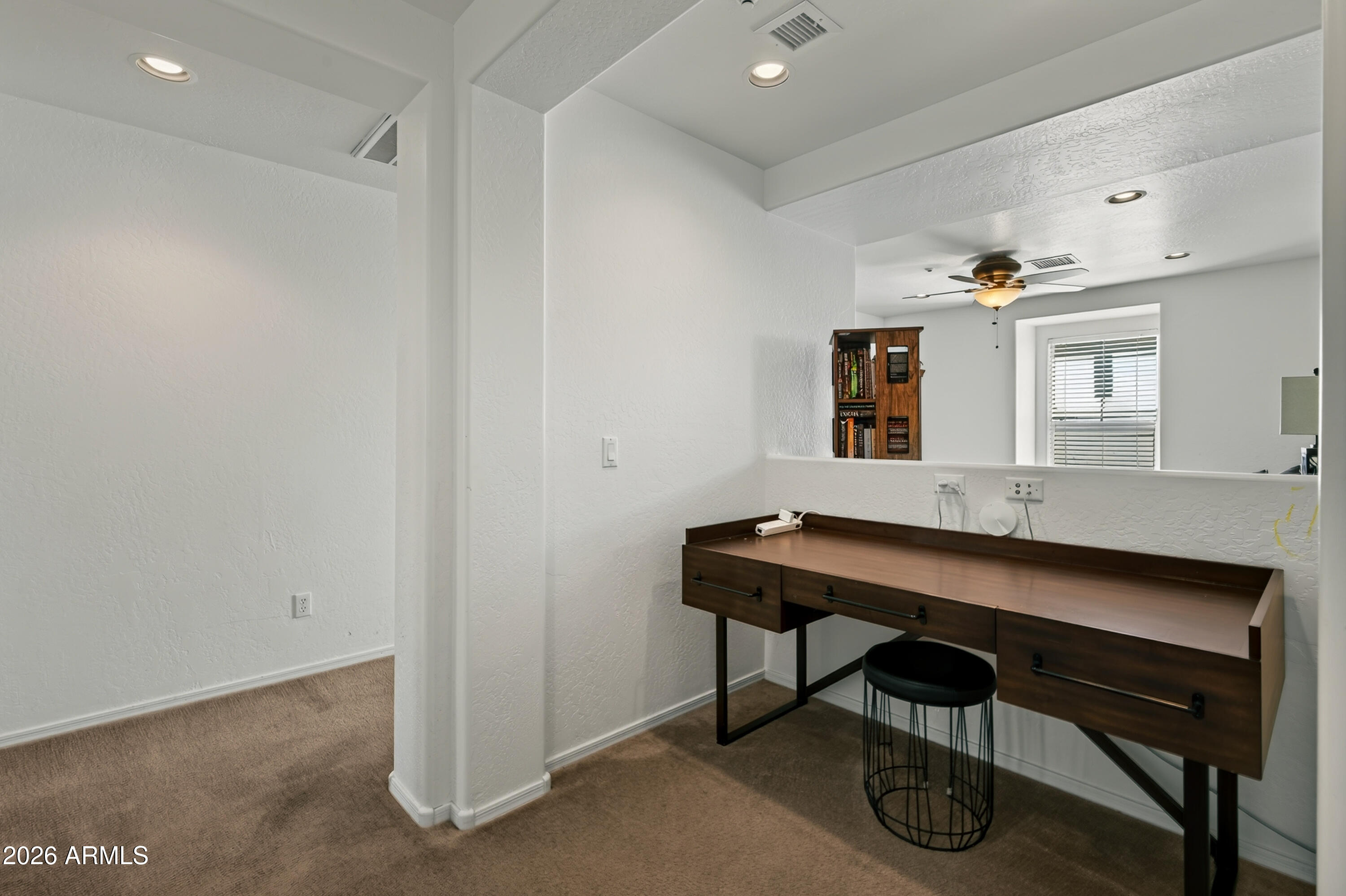 MOUNTAIN GATE - Residential