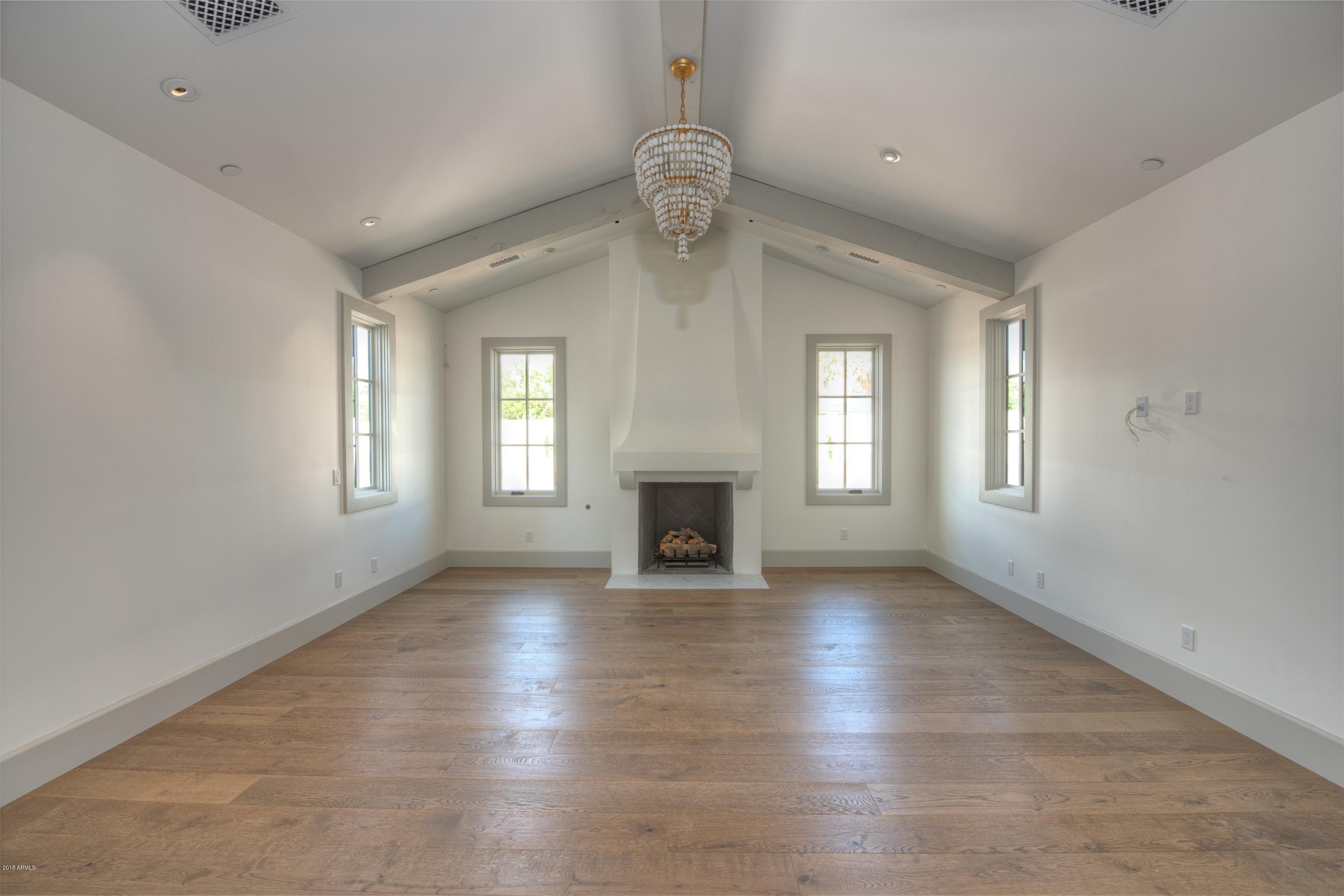 DEL RAY ESTATES - Residential