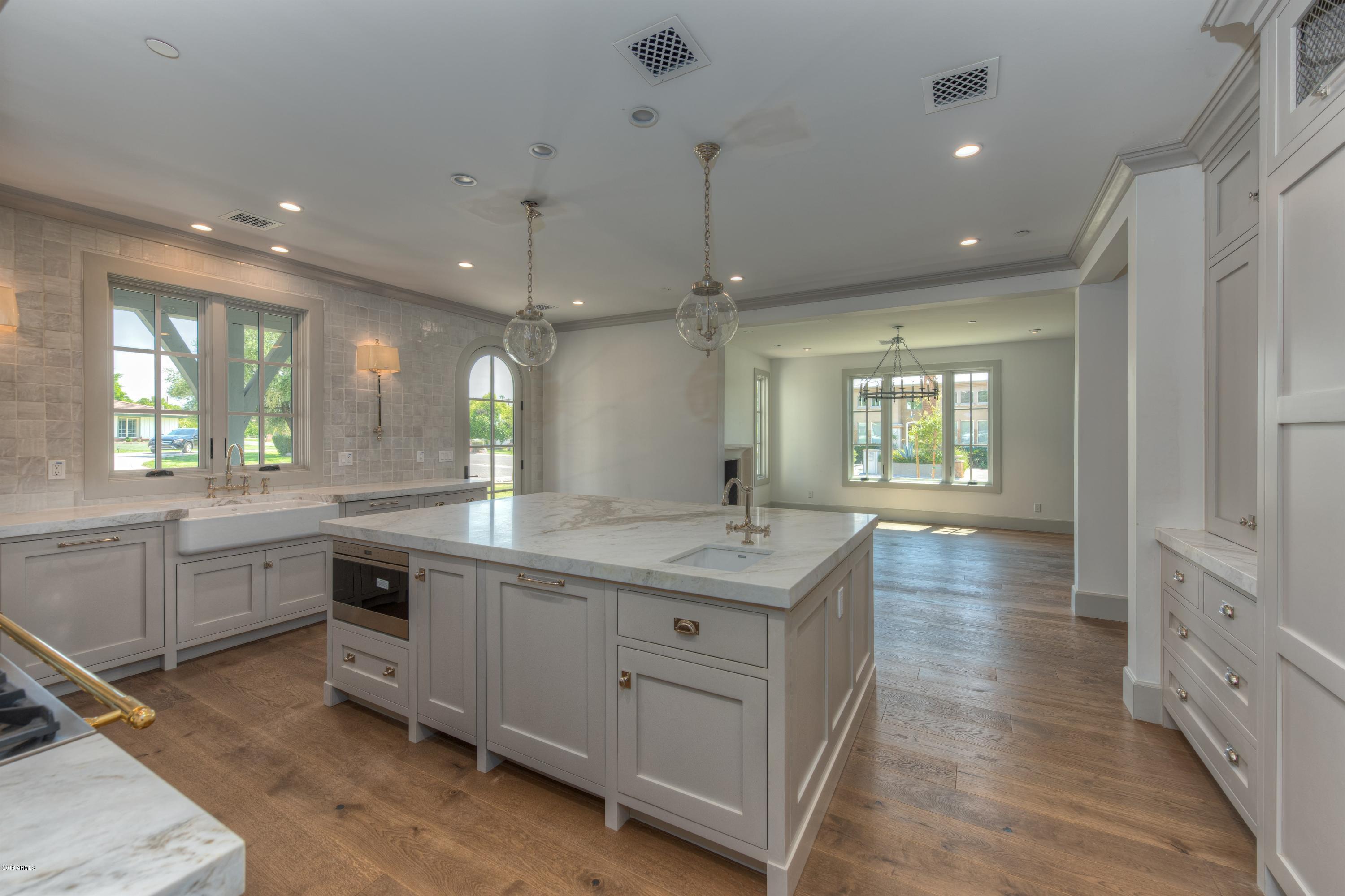 DEL RAY ESTATES - Residential