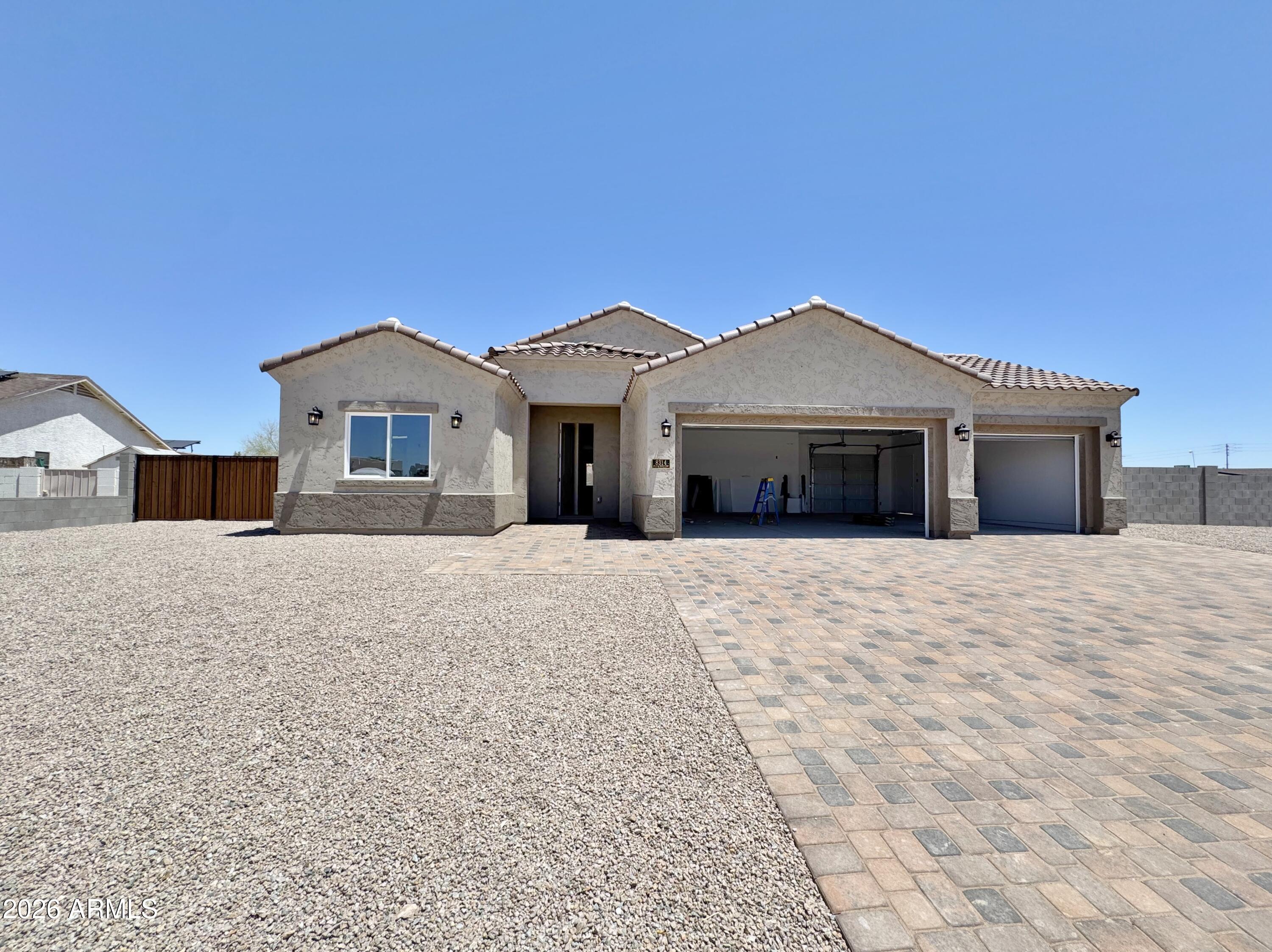 ARIZONA CITY UNIT THREE - Residential