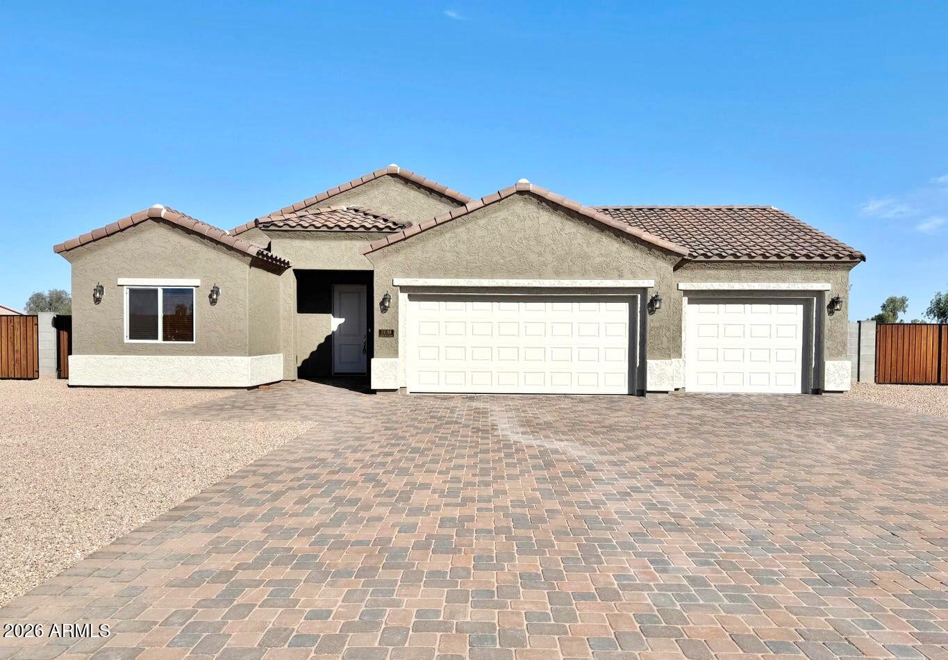 ARIZONA CITY UNIT THREE - Residential