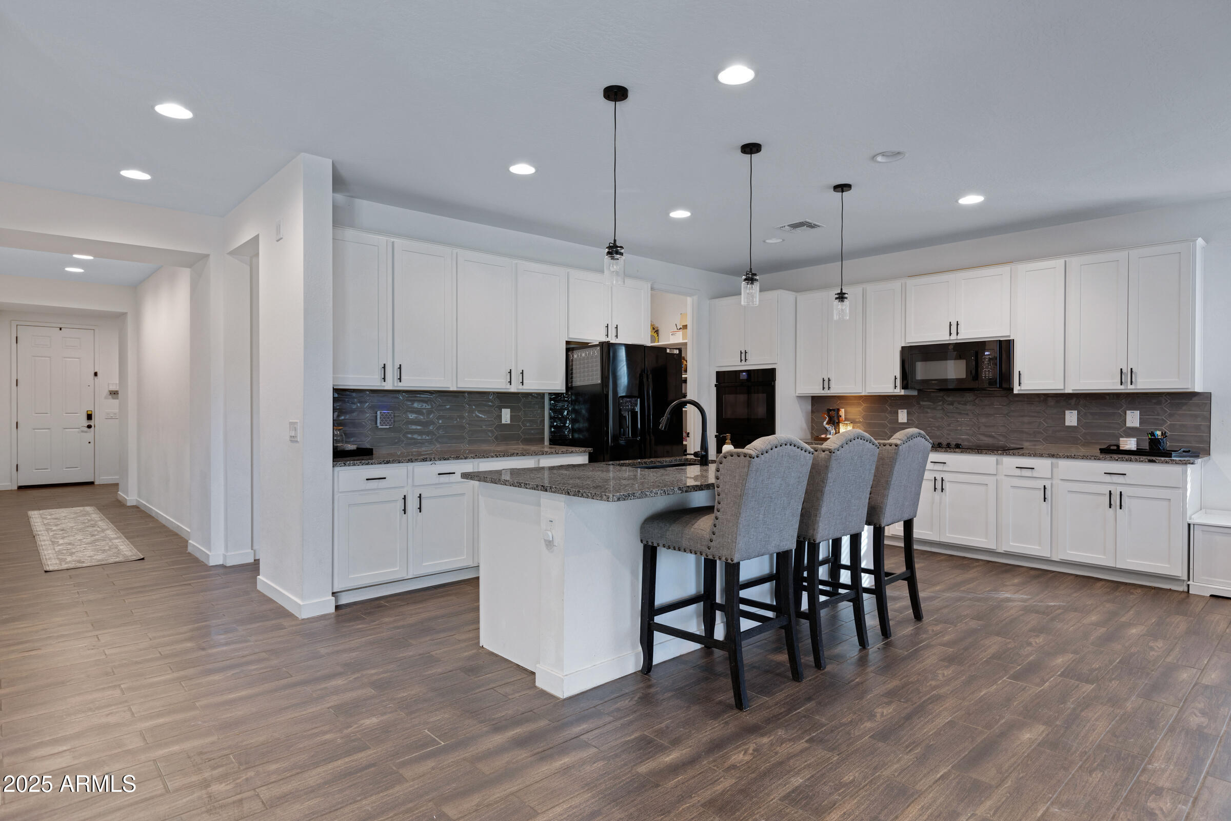 CRESTFIELD MANOR AT ARIZONA FARMS VILLAGE PAR 1 - Residential