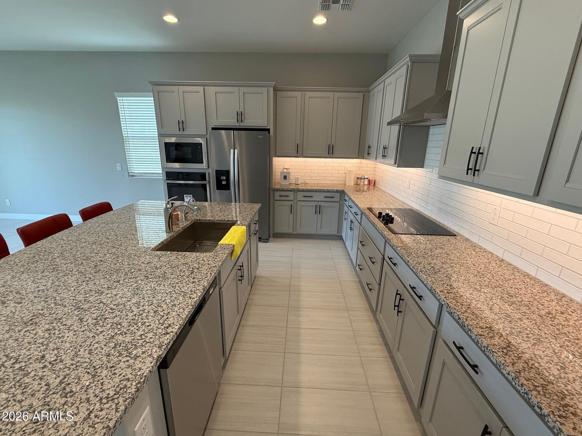 FULTON HOMES BARNEY FARMS PHASE 1B - Residential Lease