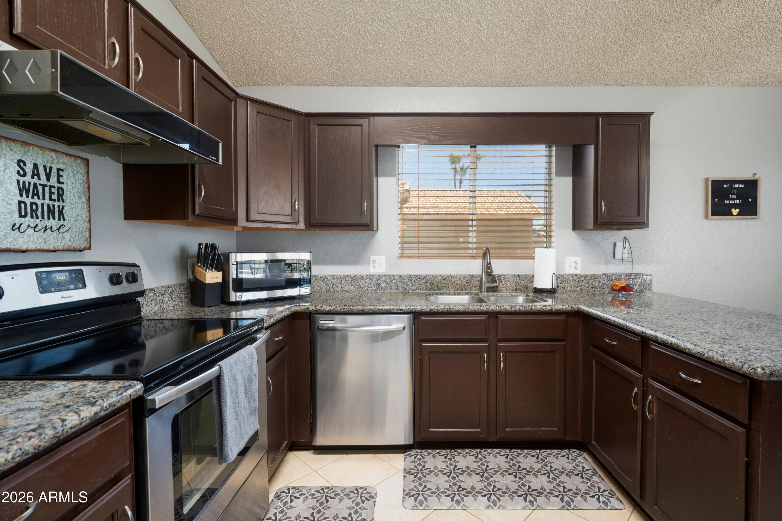 PARQUE VILLAGE NORTH - Residential