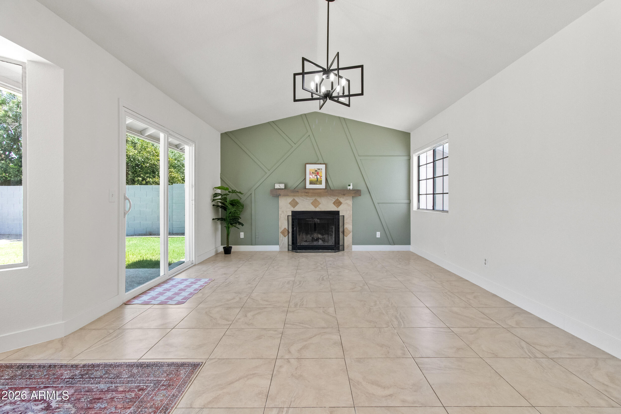 STRAWBERRY POINT 3 - Residential