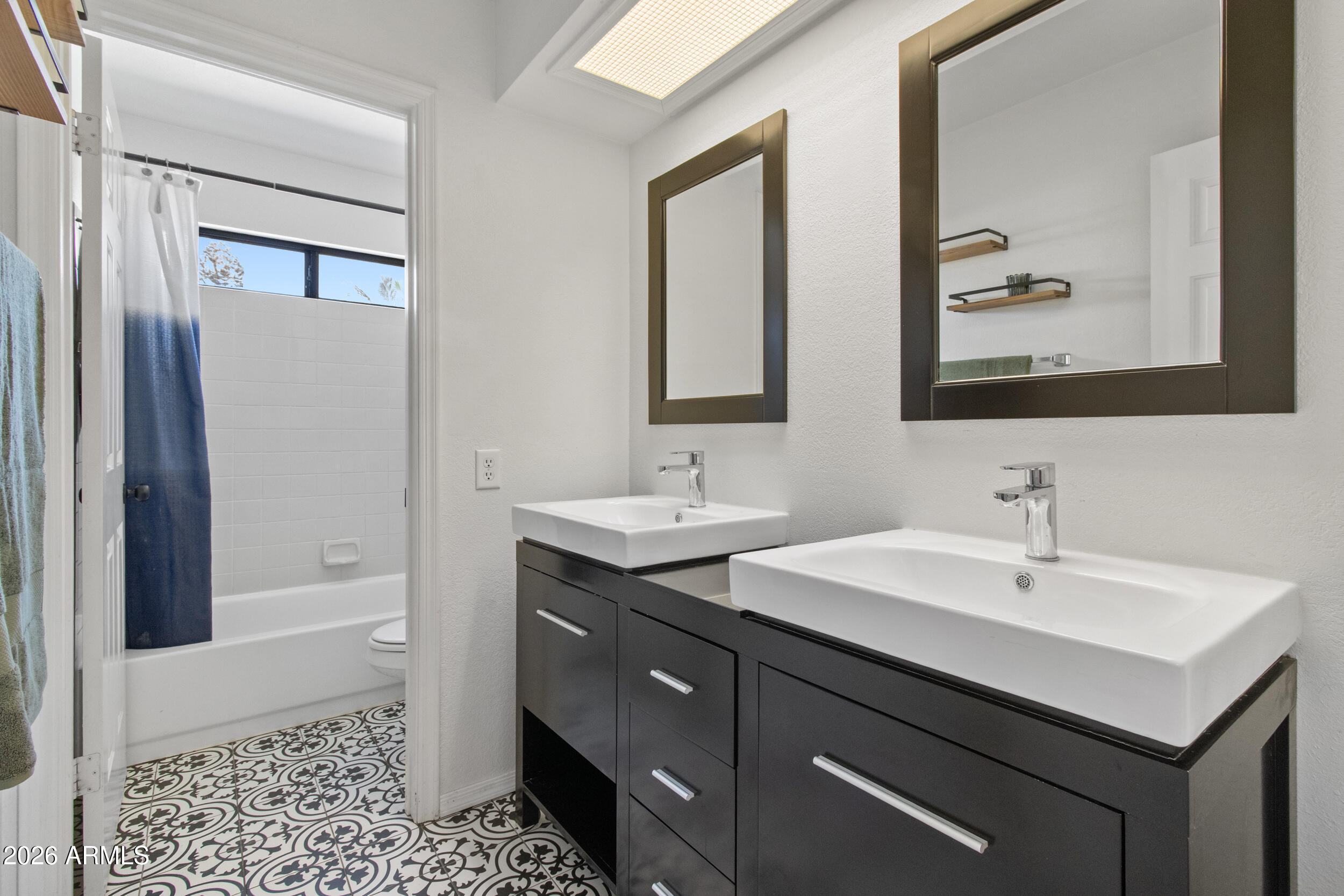 STRAWBERRY POINT 3 - Residential