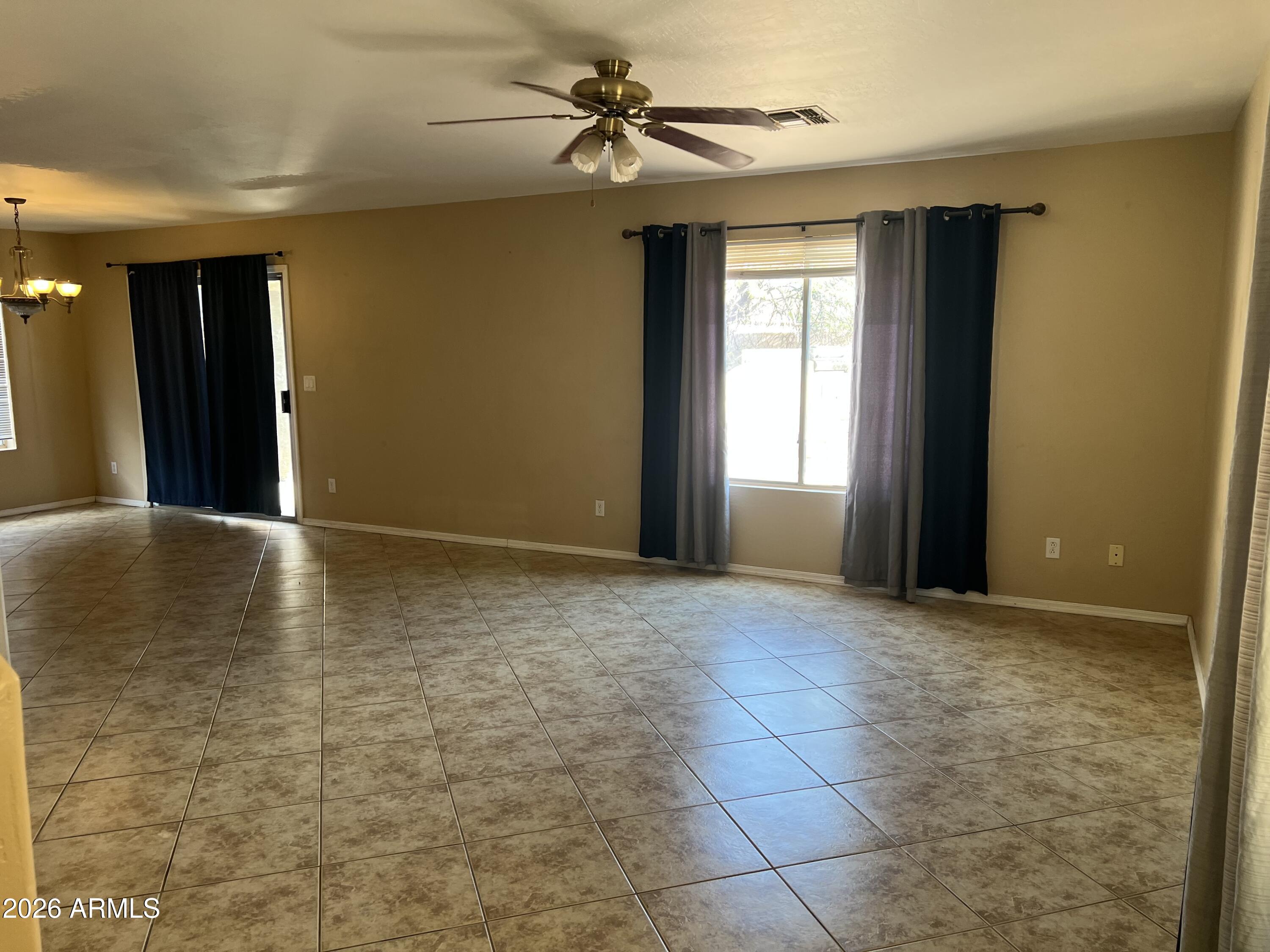 SIGNAL BUTTE MANOR 2 - Residential