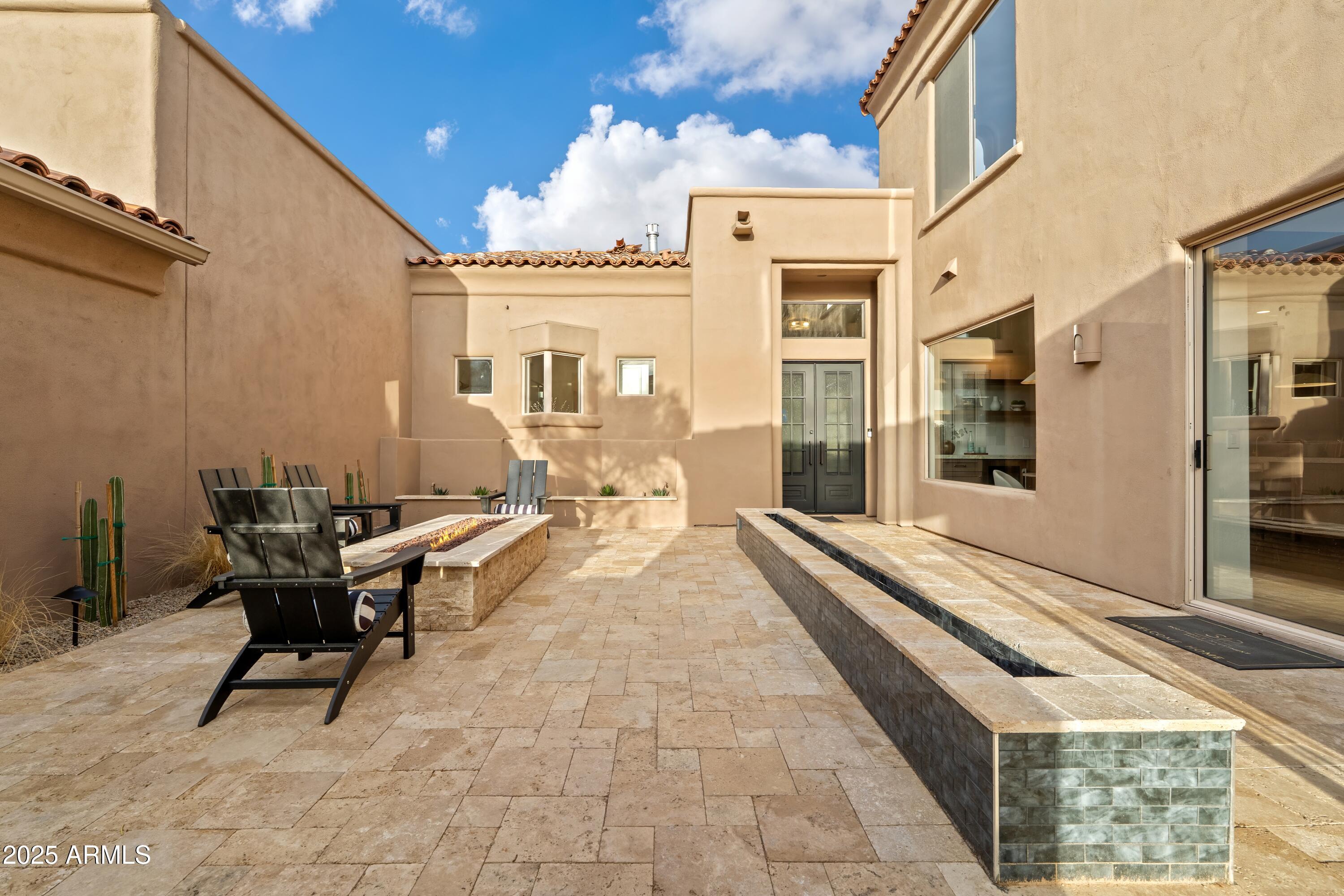 DC RANCH - Residential