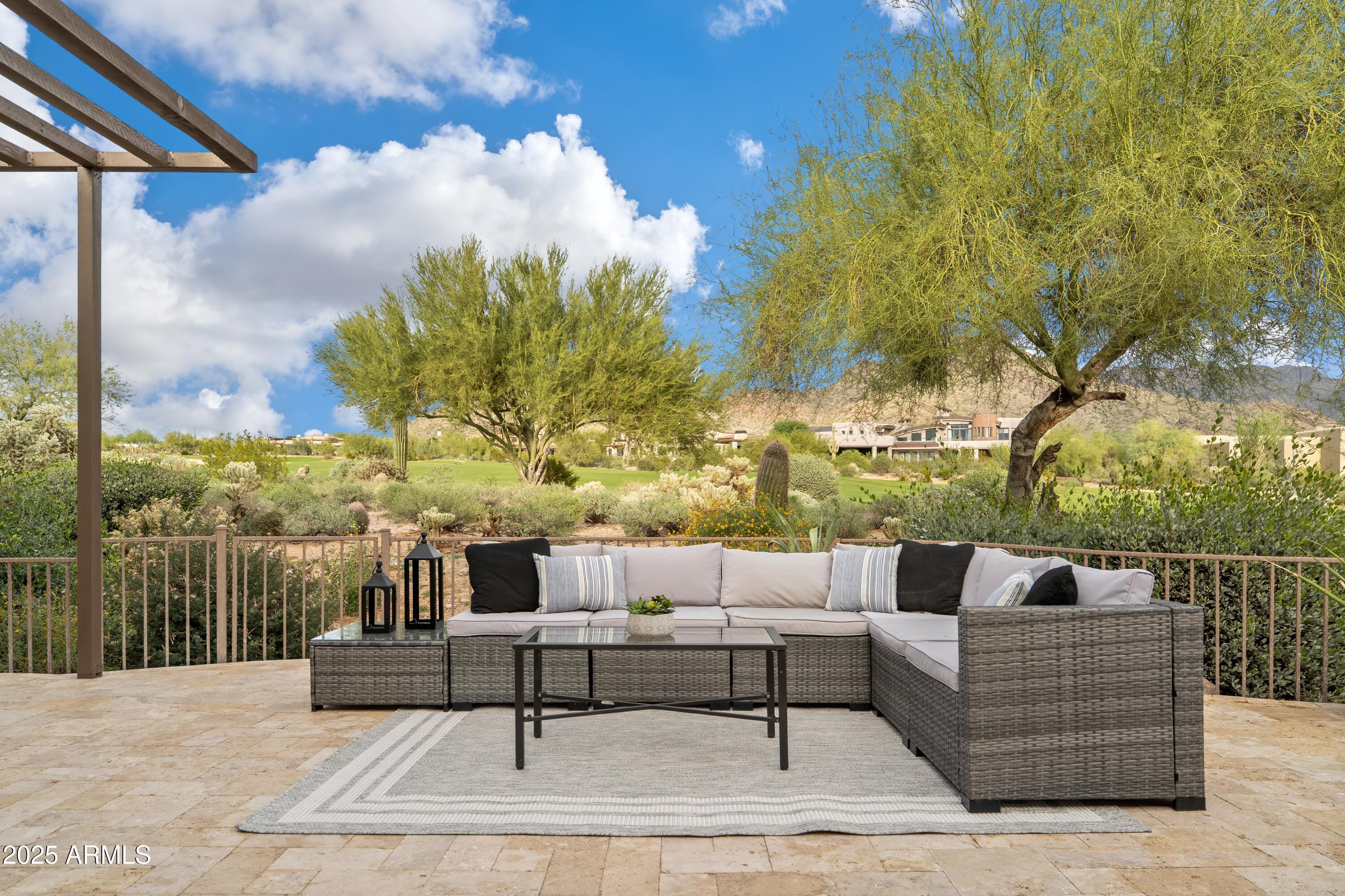 DC RANCH - Residential
