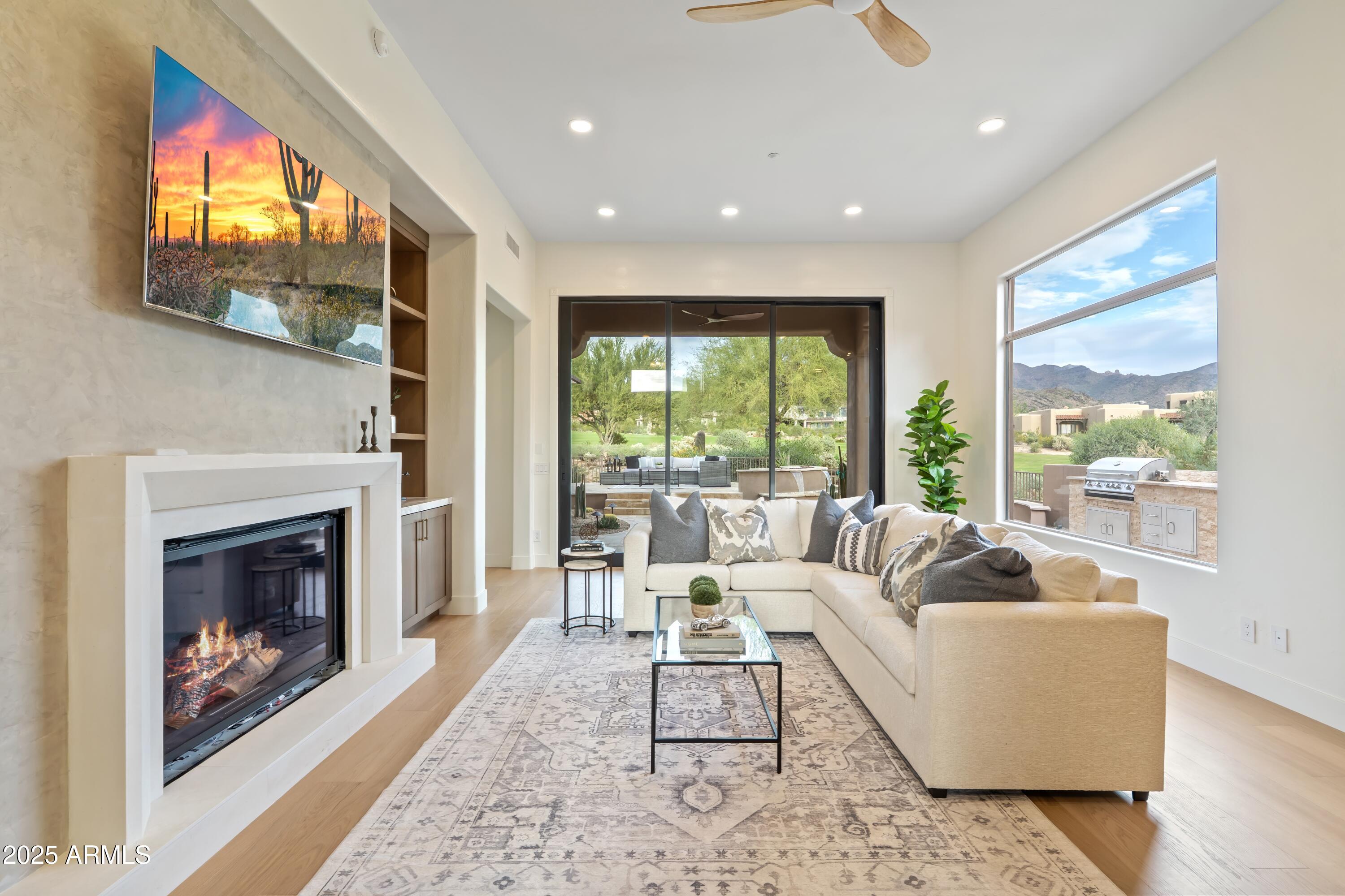 DC RANCH - Residential