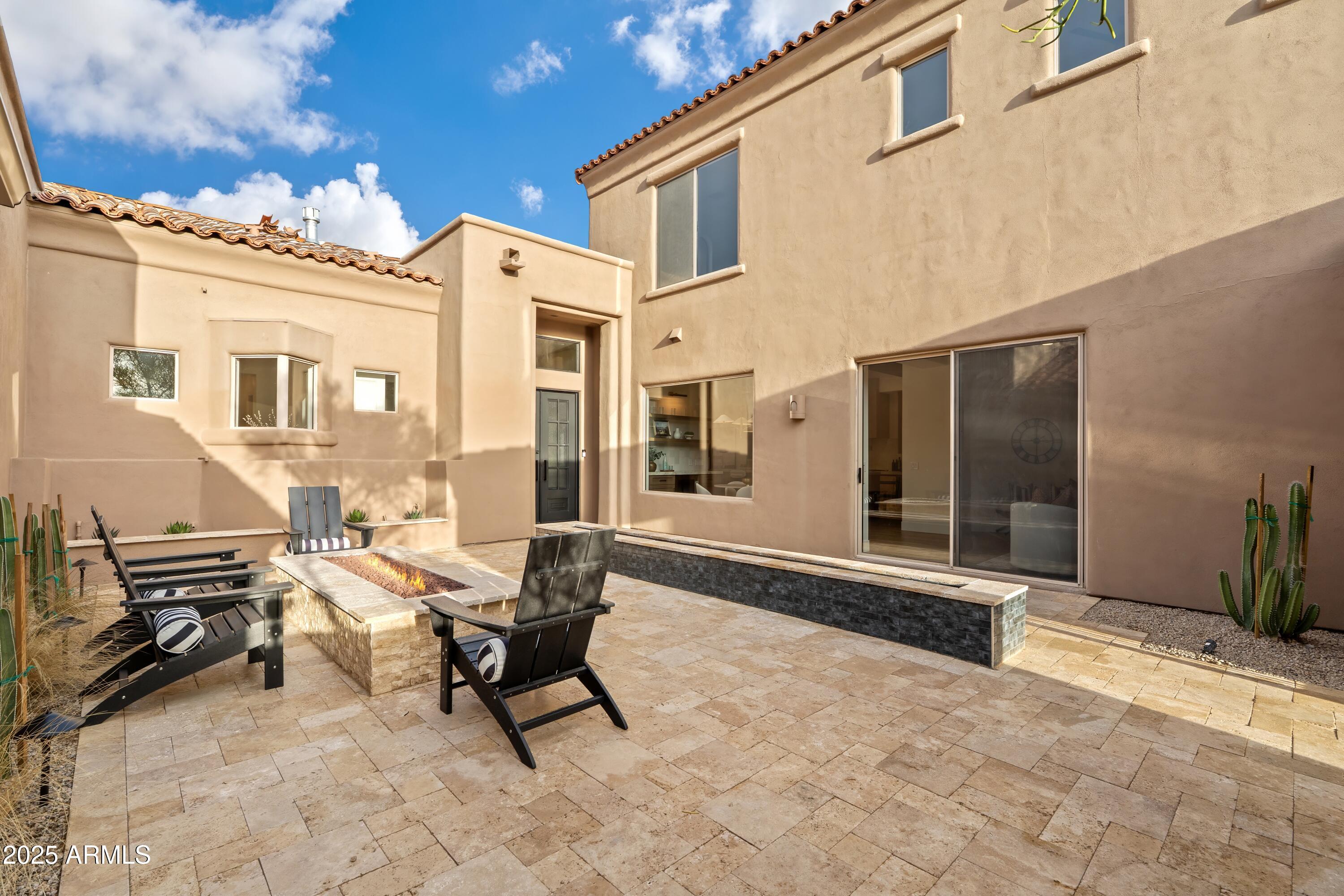 DC RANCH - Residential