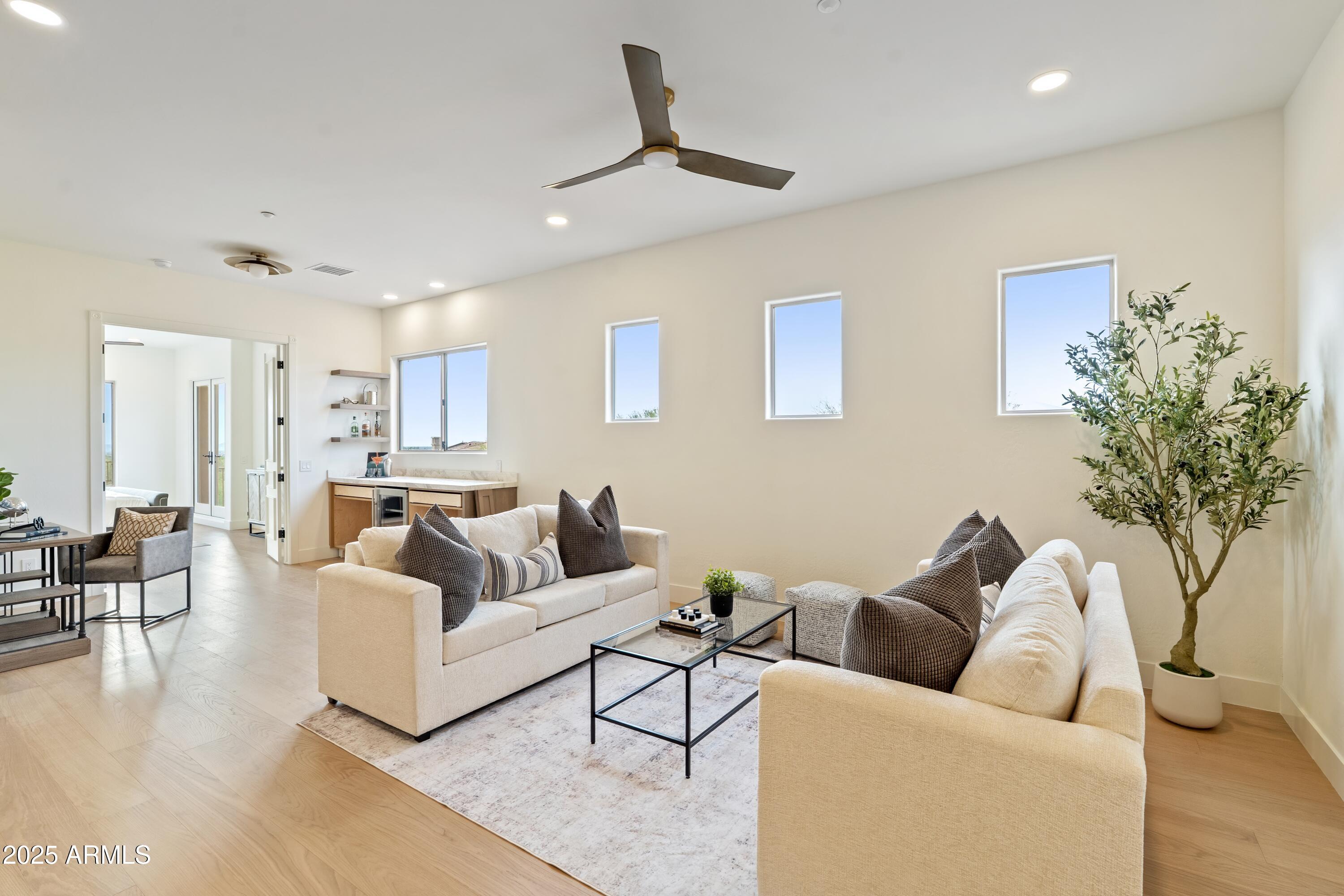 DC RANCH - Residential