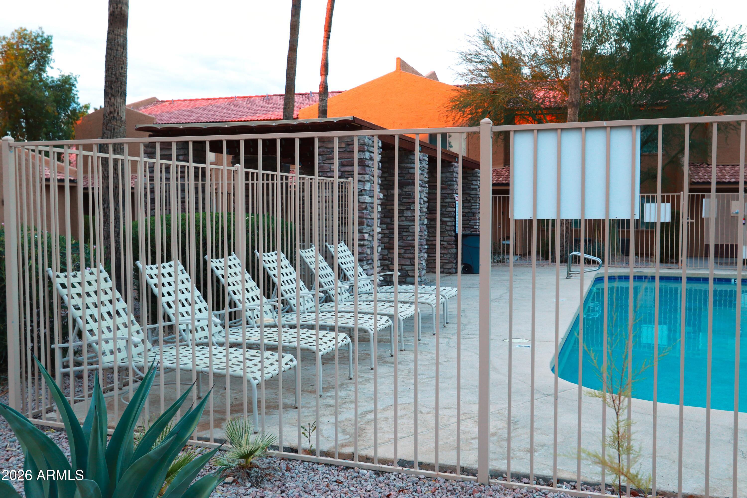 SHADOW MOUNTAIN VILLAS CONDOMINIUM AMD - Residential