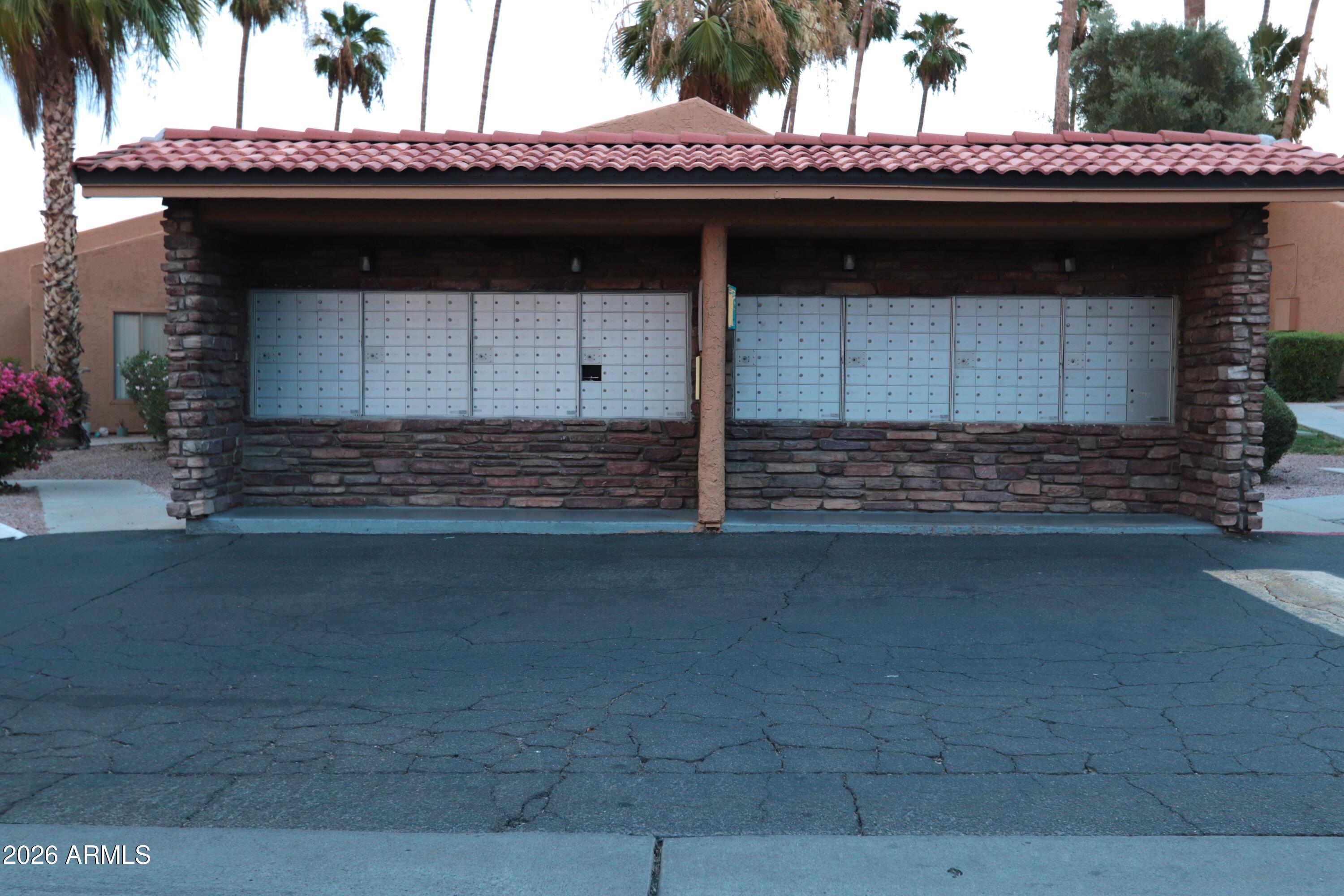SHADOW MOUNTAIN VILLAS CONDOMINIUM AMD - Residential