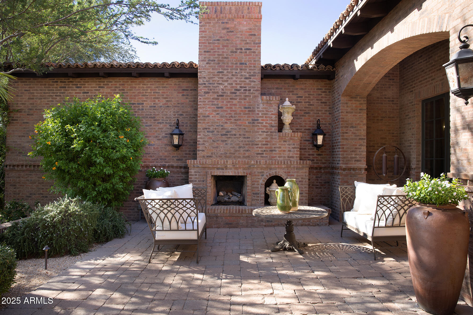 PRADO ESTATES - Residential
