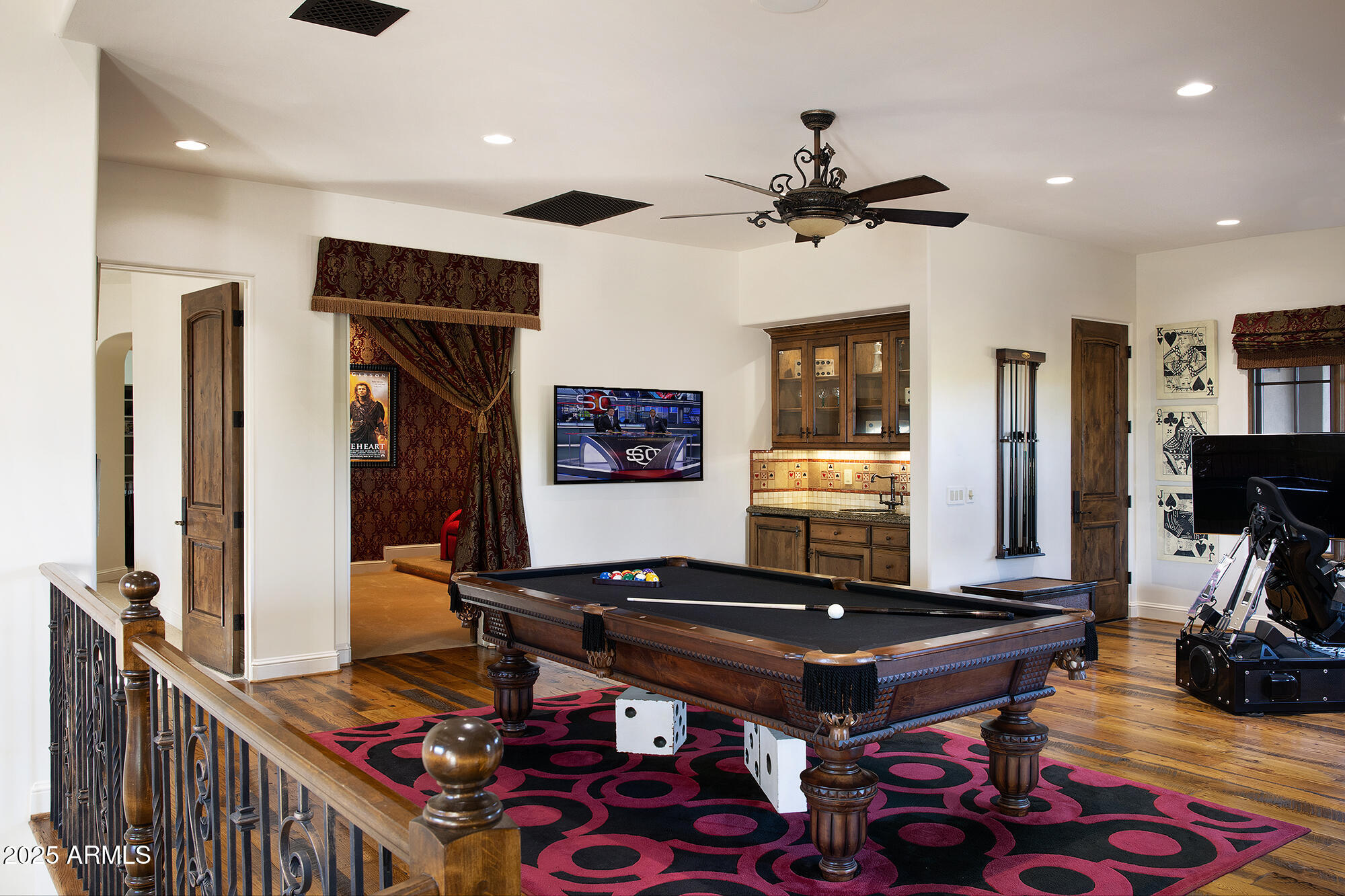 PRADO ESTATES - Residential