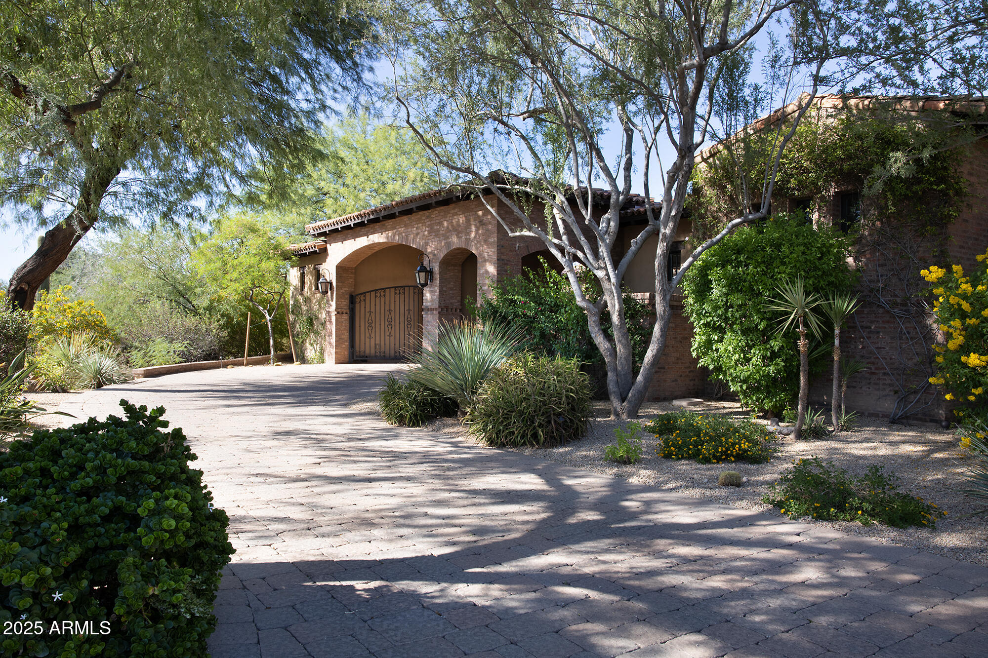 PRADO ESTATES - Residential