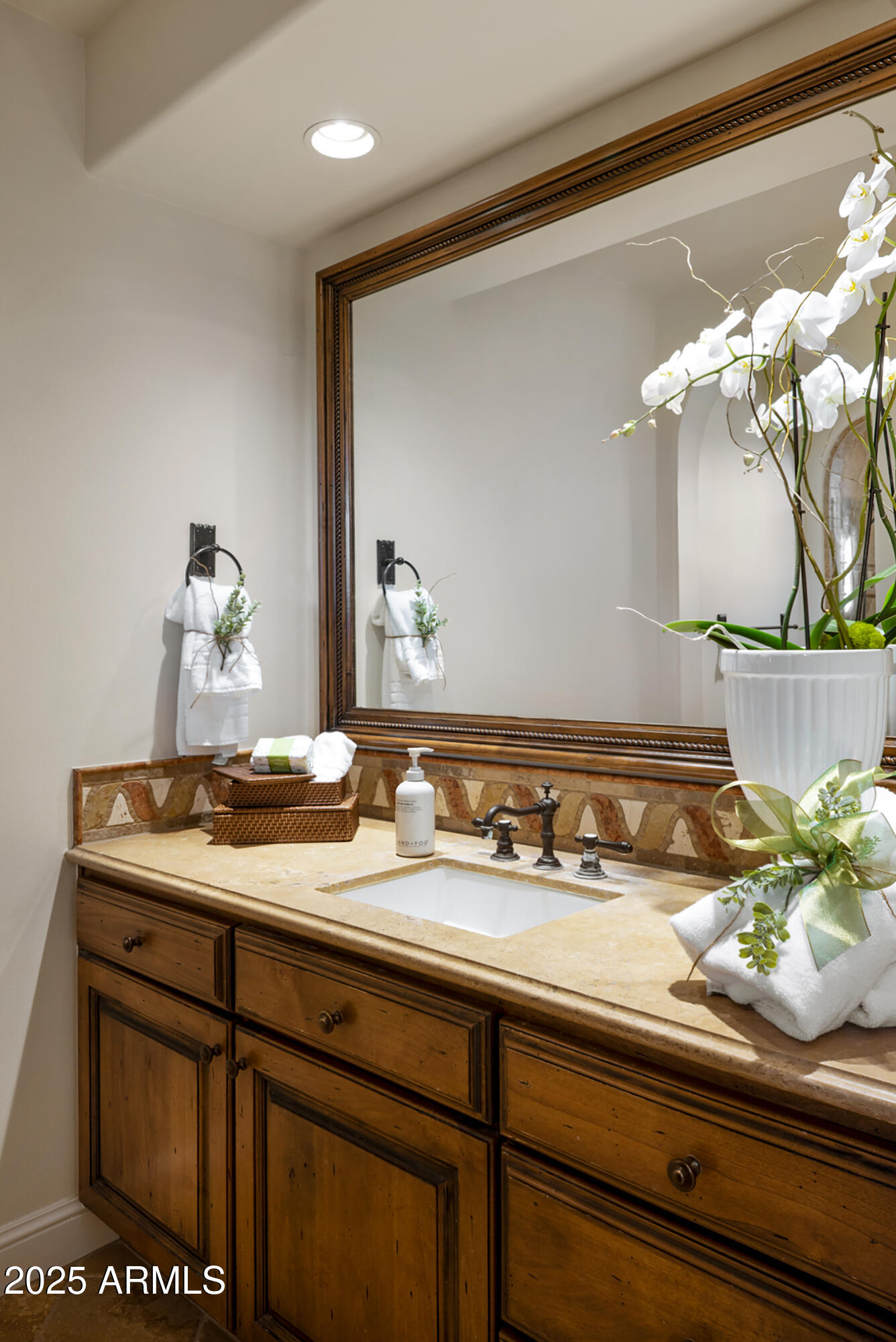 PRADO ESTATES - Residential