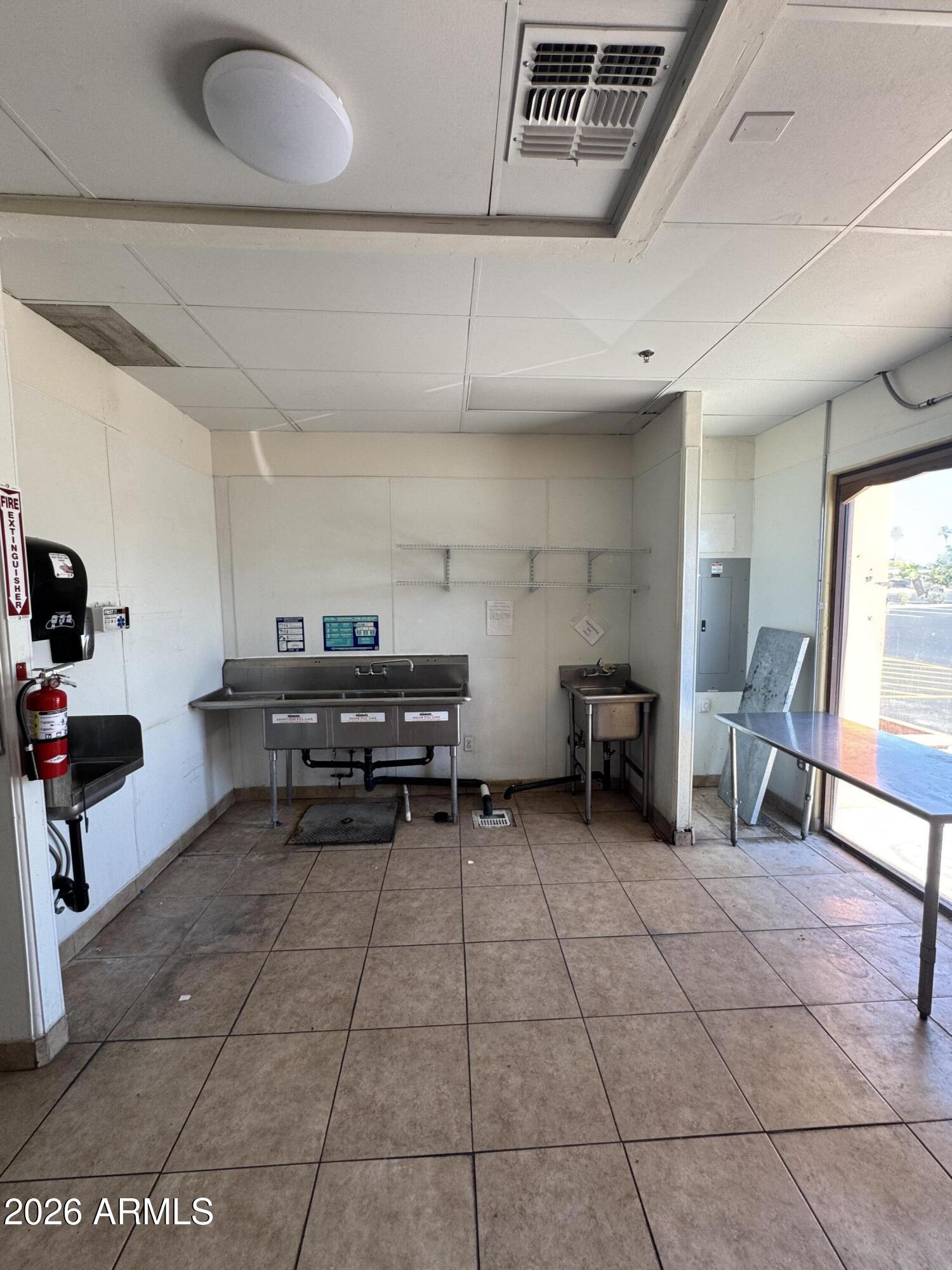 EAST LAKE CONDOMINIUMS - Commercial Lease