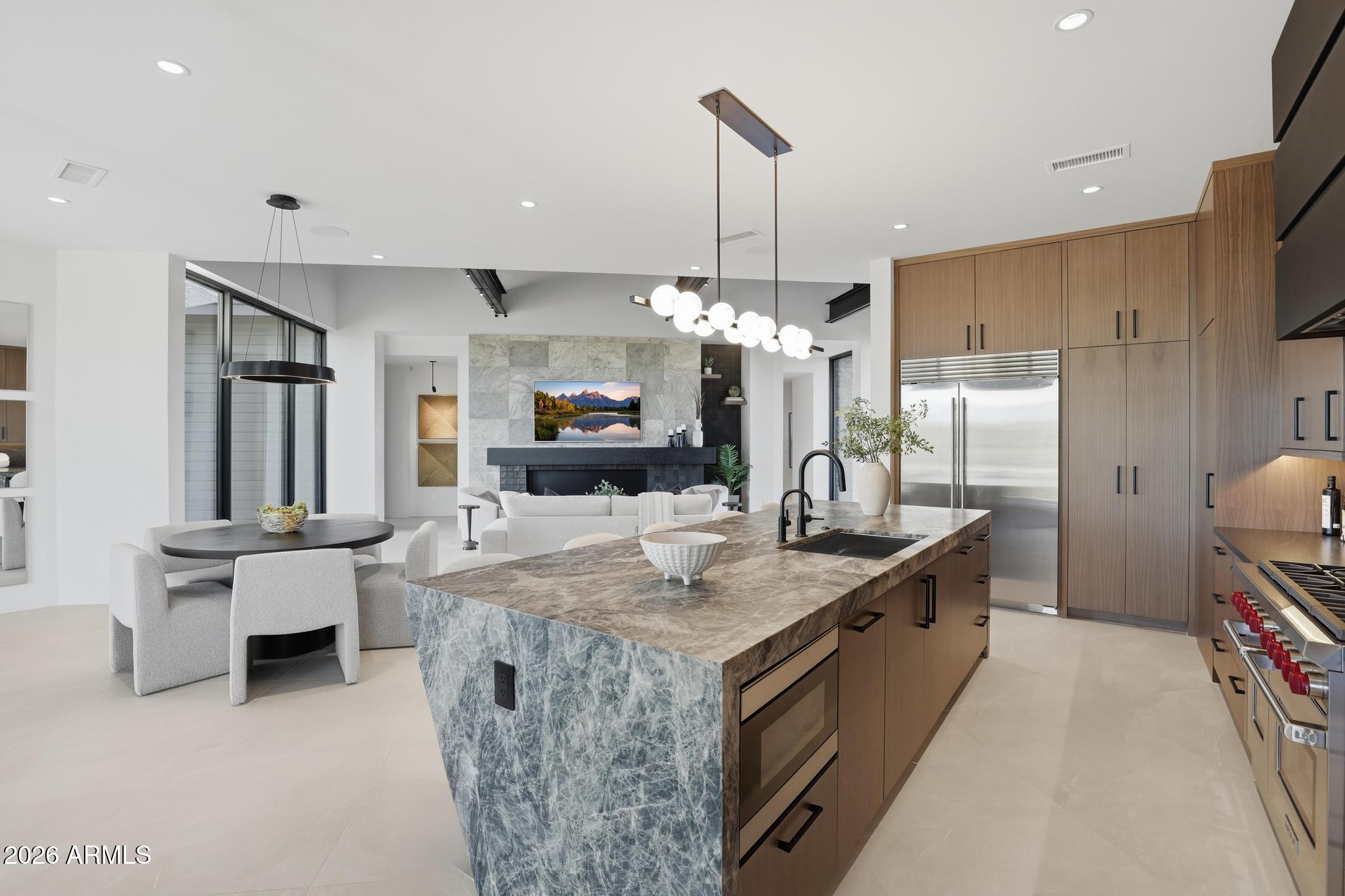 RIM GOLF CLUB PHASE 2 - Residential