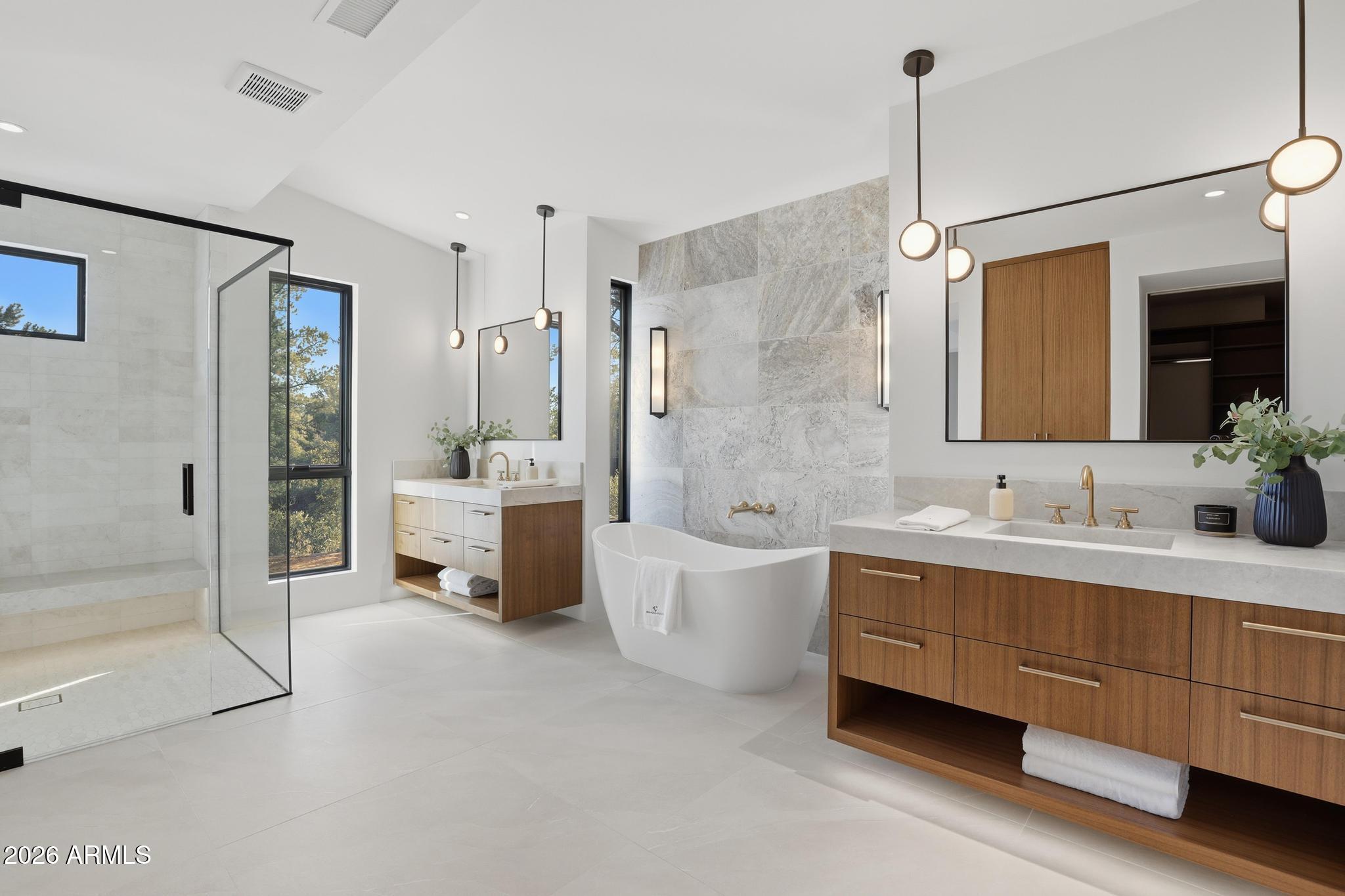RIM GOLF CLUB PHASE 2 - Residential