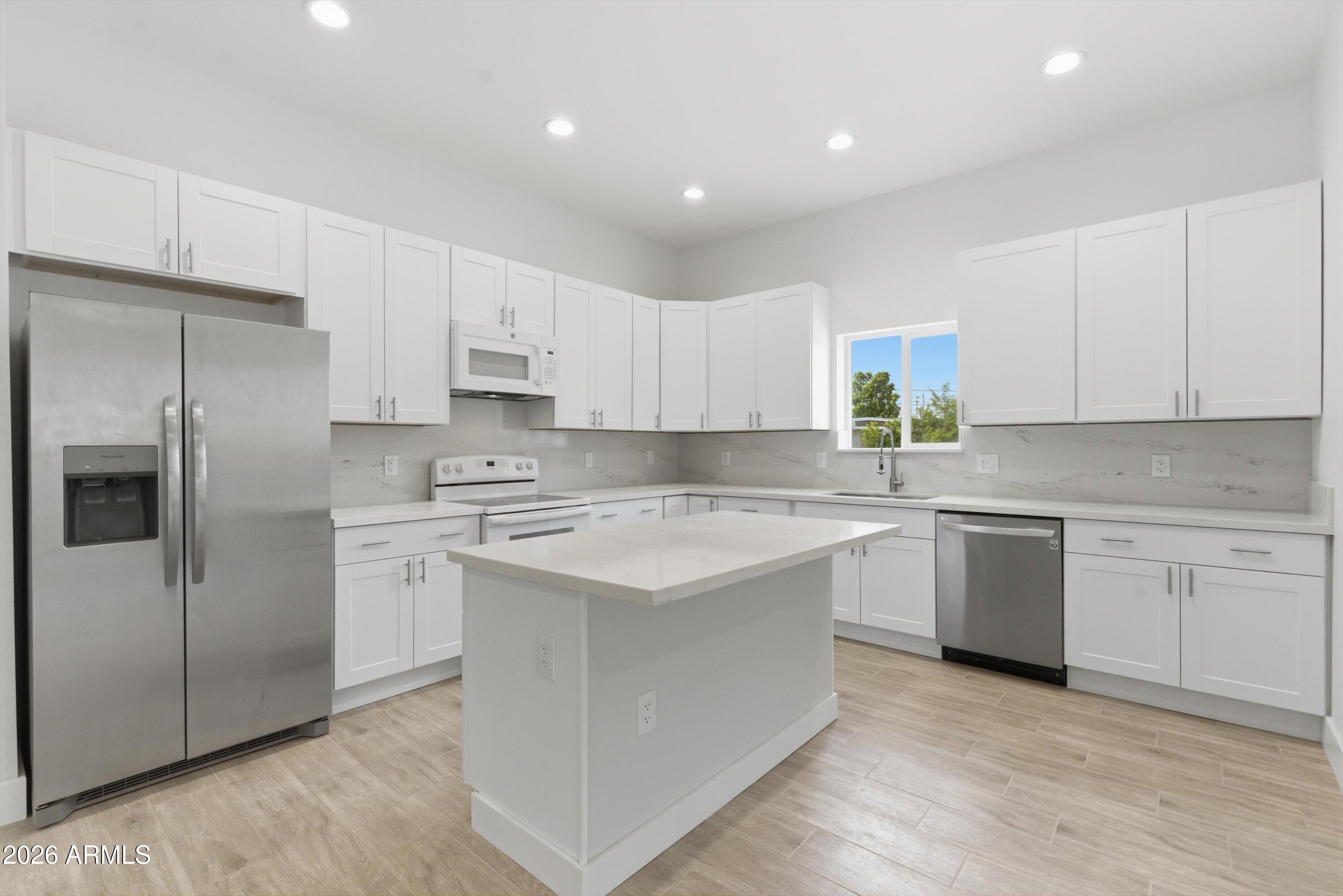BELL PARK 2 - Residential