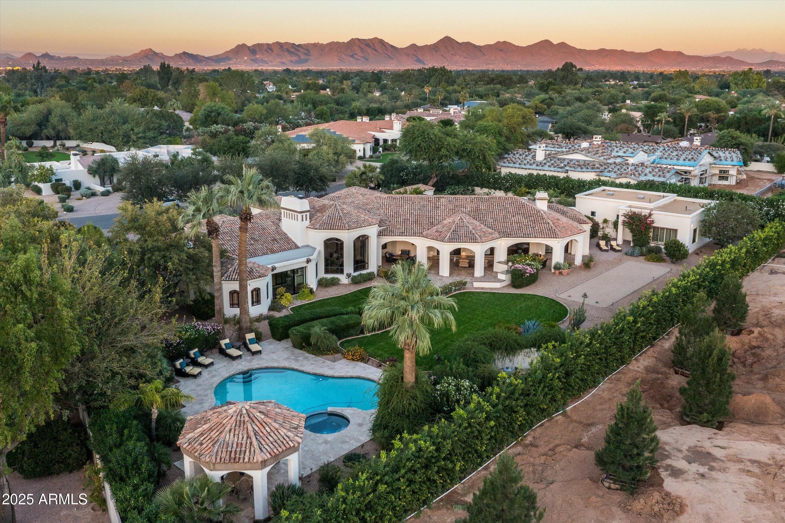 PARADISE - Residential