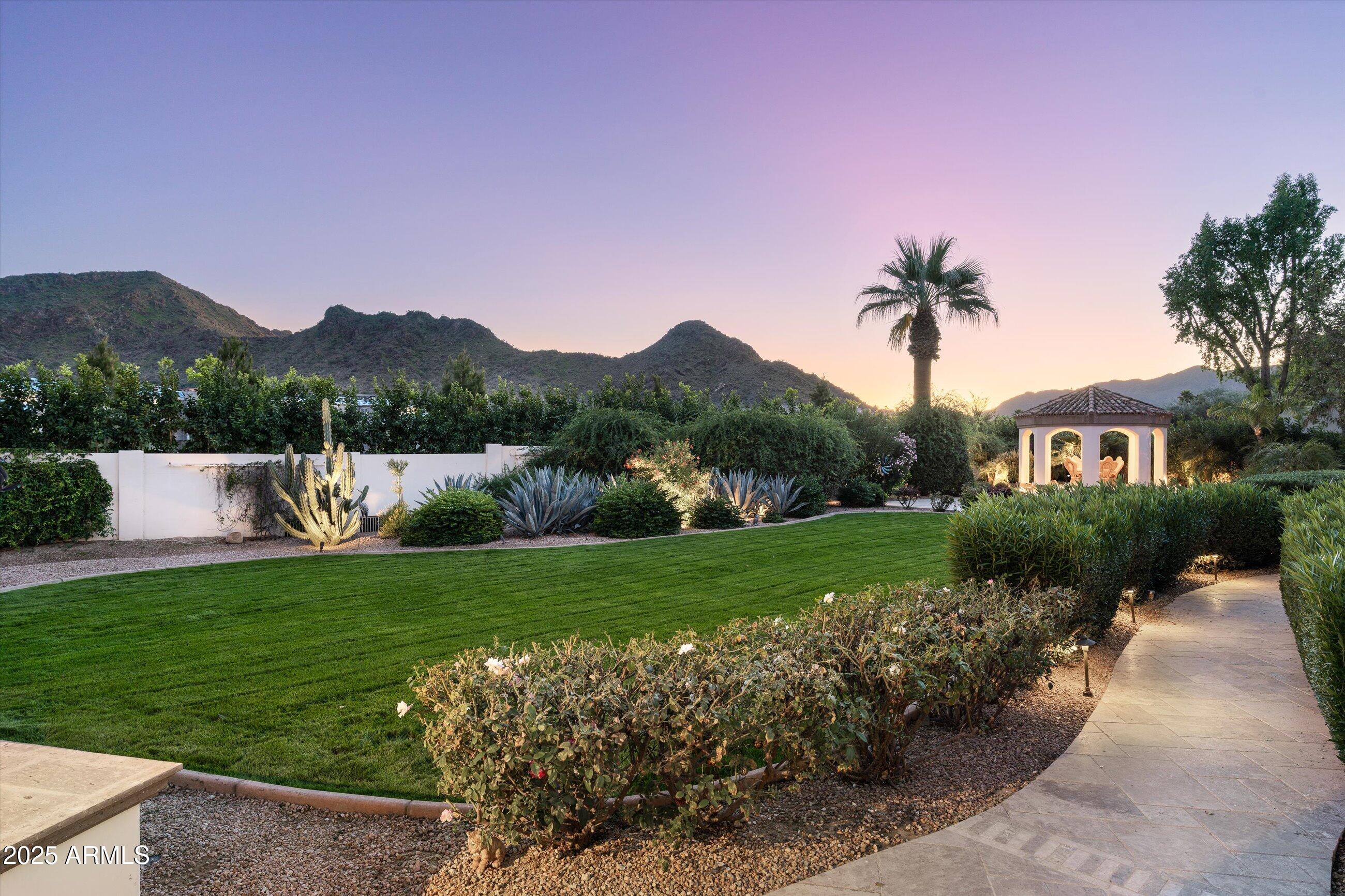 PARADISE - Residential